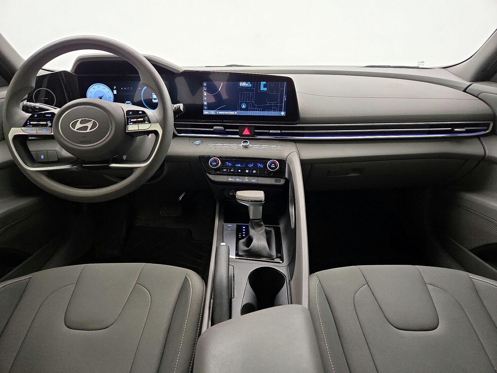 Thumbnail: 2024 Hyundai Elantra - 9