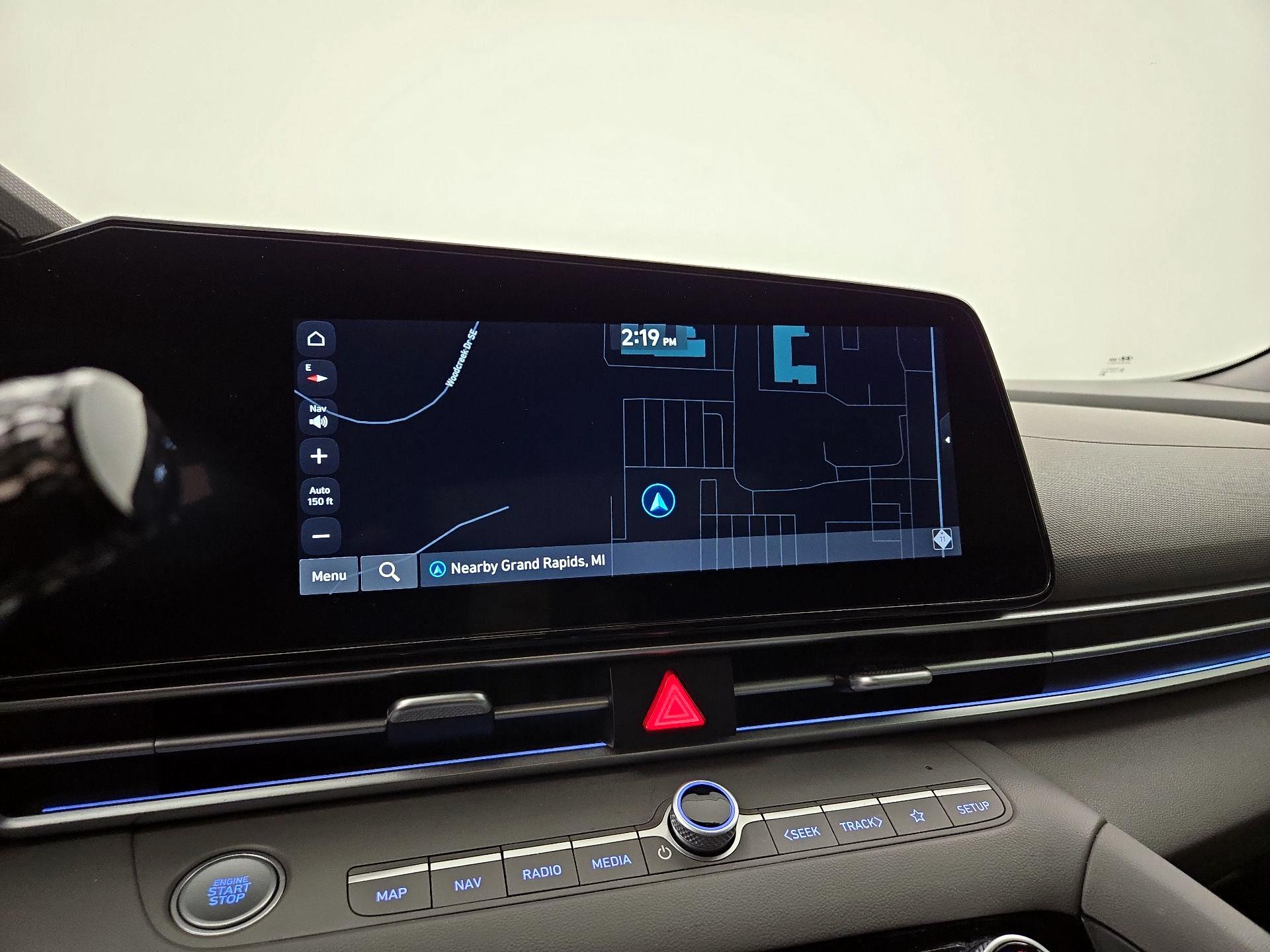 Thumbnail: 2024 Hyundai Elantra - 14