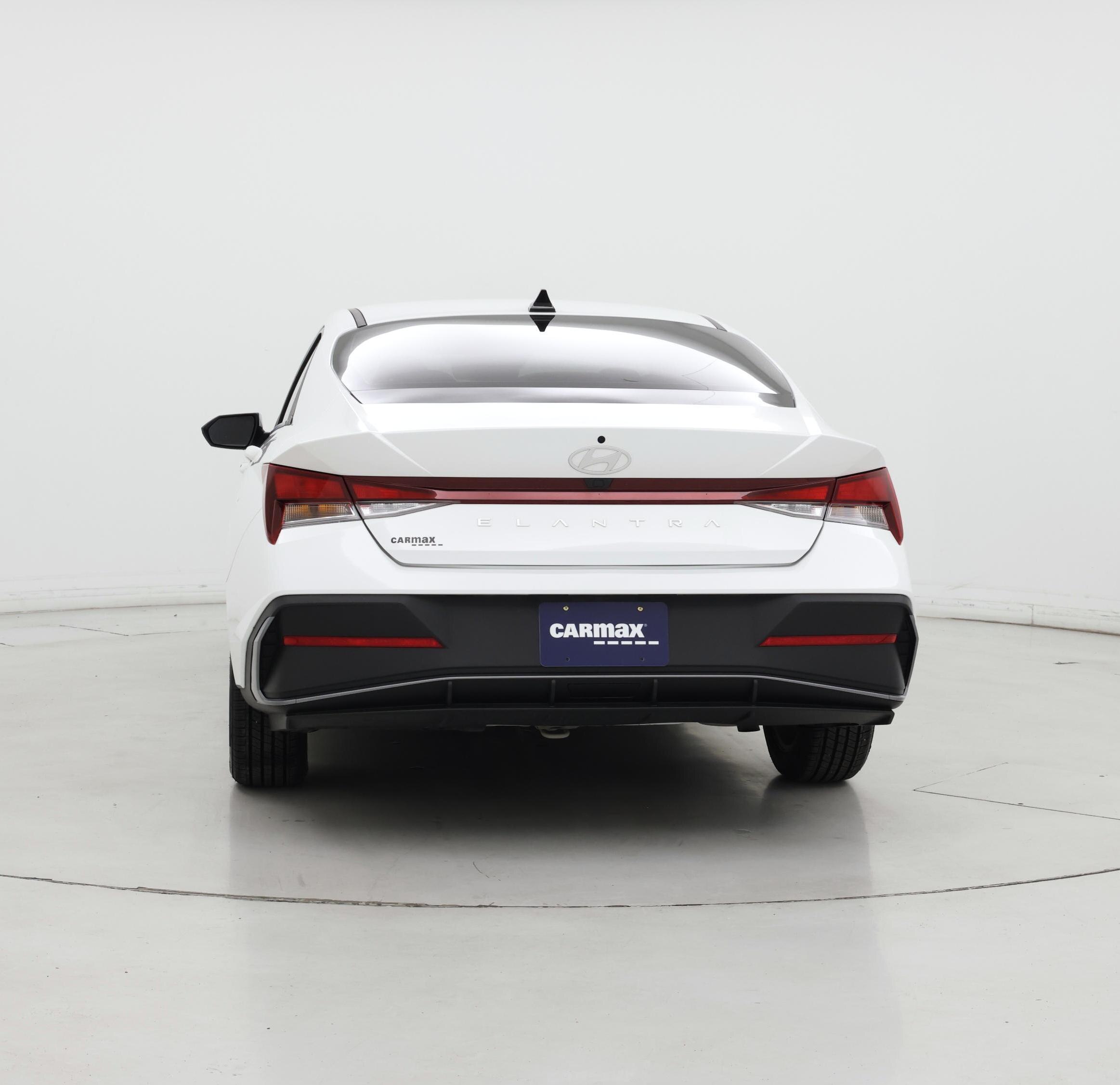 Thumbnail: 2024 Hyundai Elantra - 6