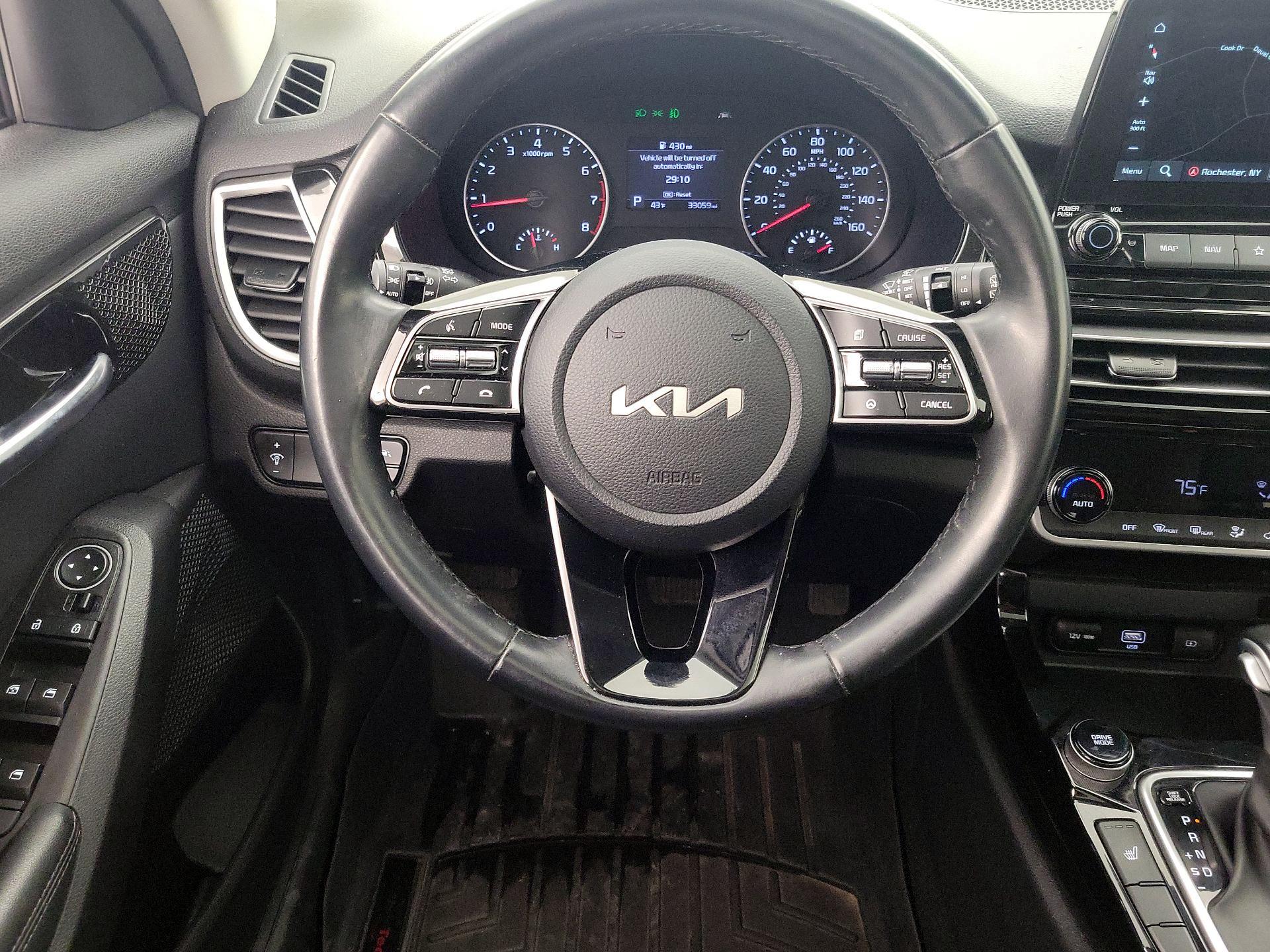 Thumbnail: 2023 Kia Seltos - 10