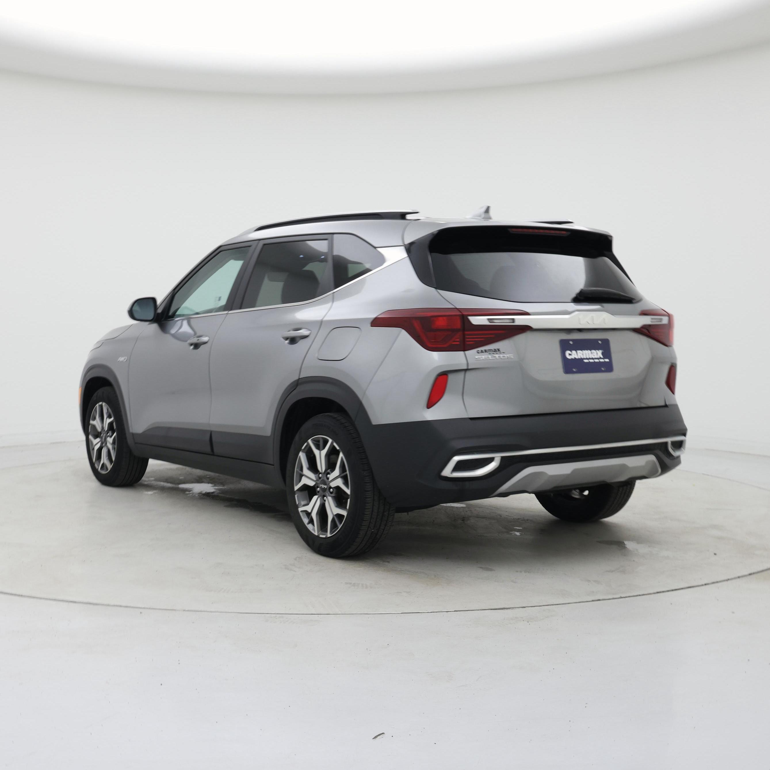 Thumbnail: 2023 Kia Seltos - 2