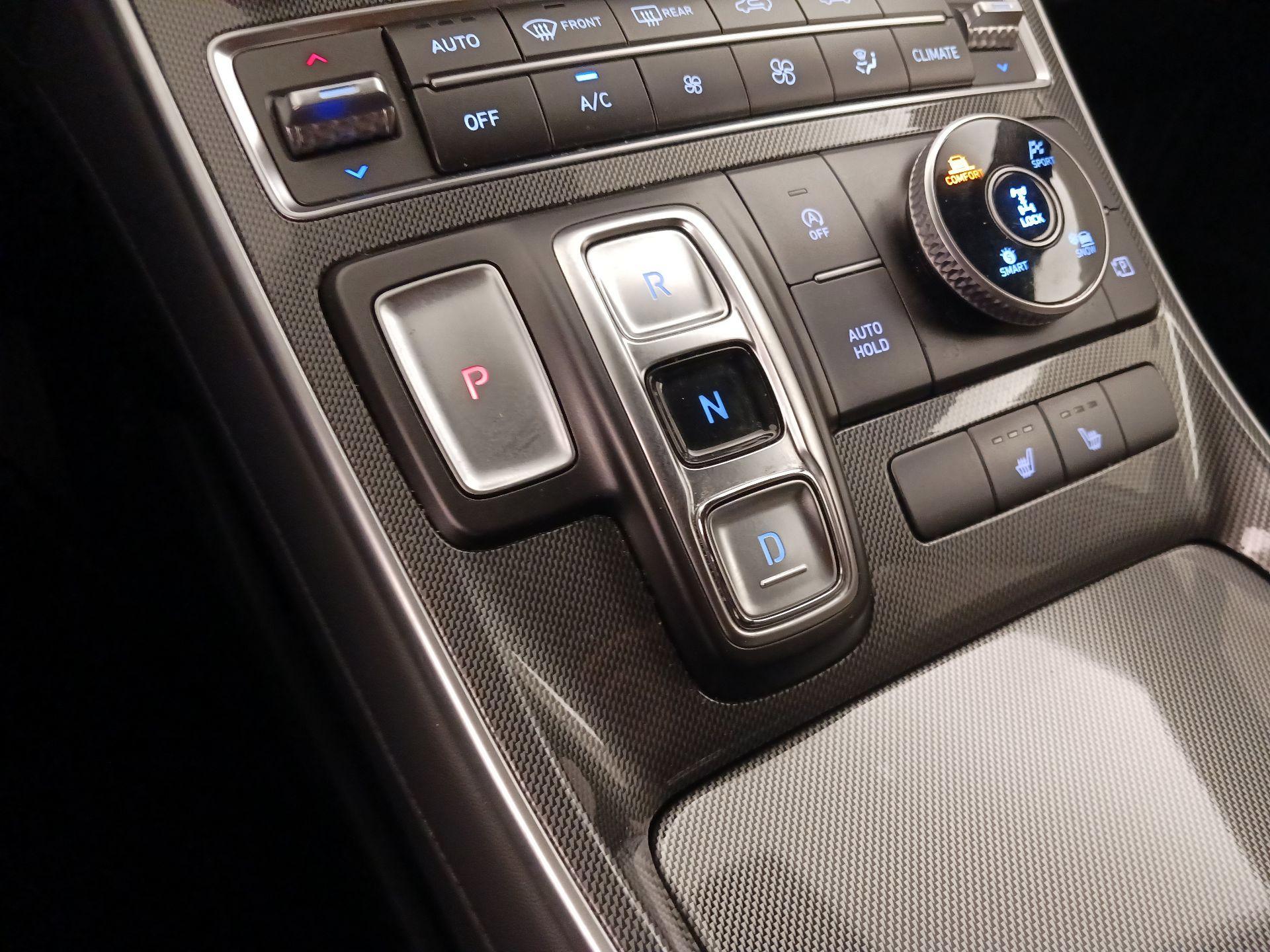 Thumbnail: 2023 Hyundai Santa Fe - 18