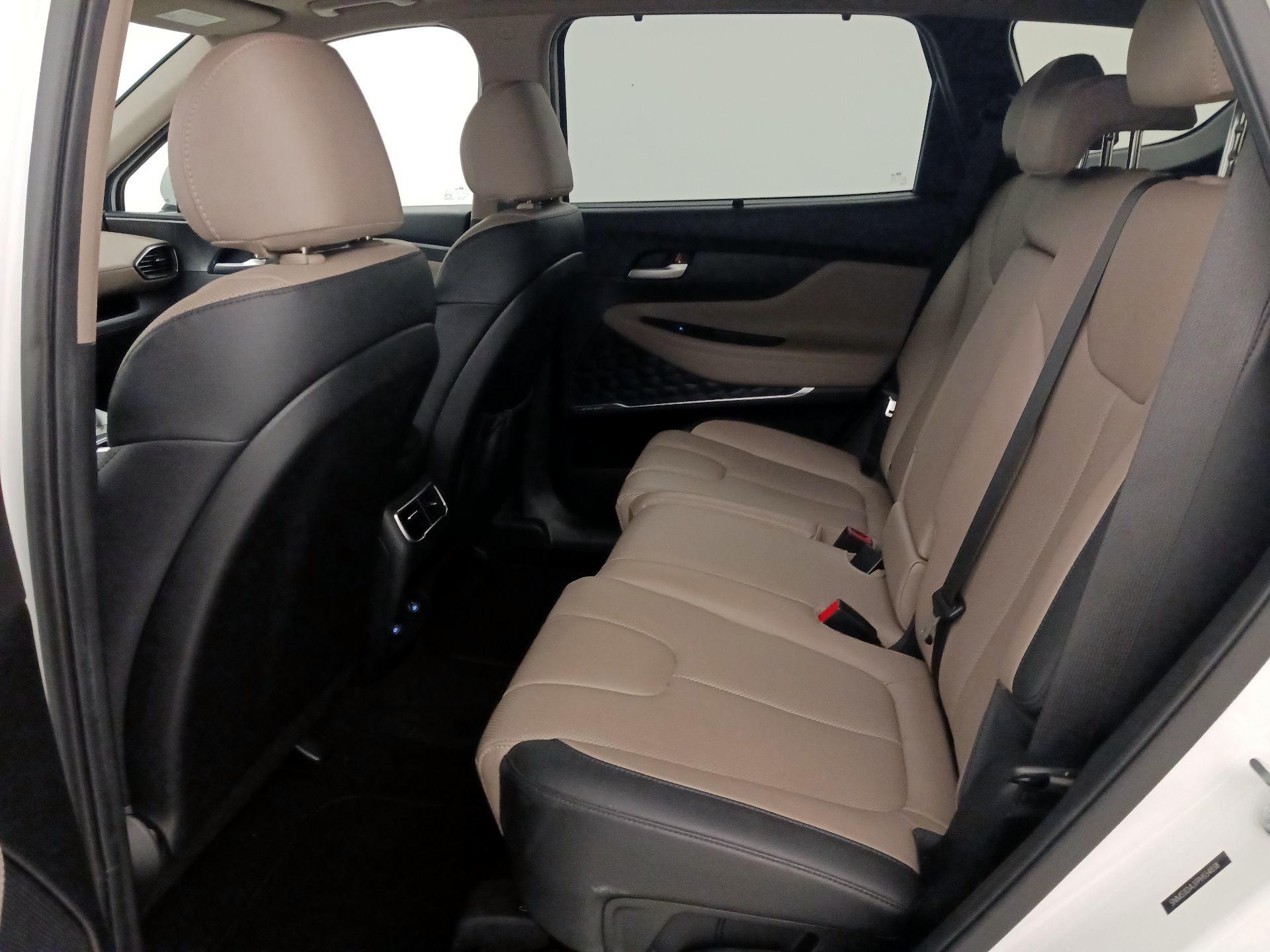 Thumbnail: 2023 Hyundai Santa Fe - 20