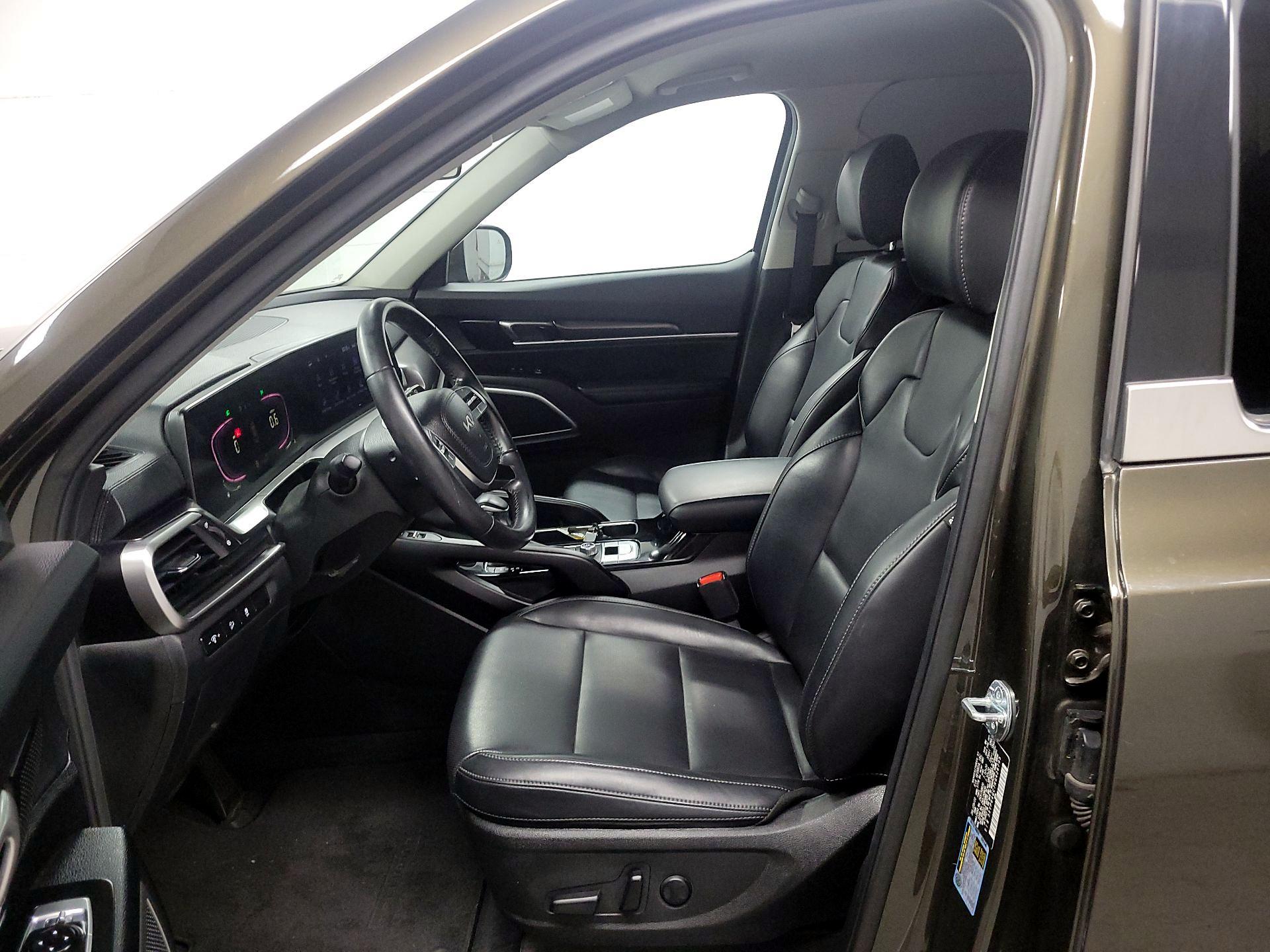 Thumbnail: 2024 Kia Telluride - 11