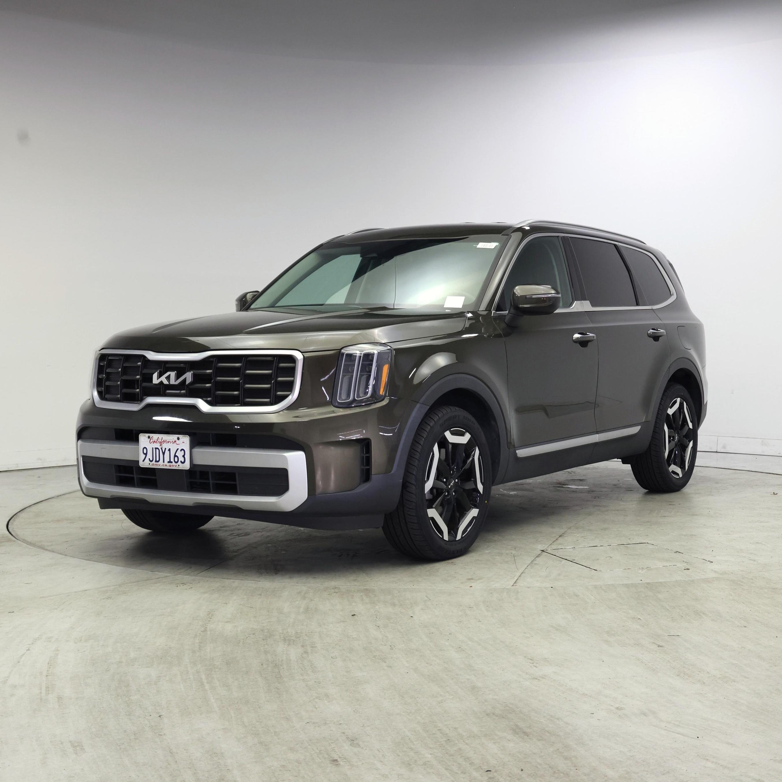 Thumbnail: 2024 Kia Telluride - 4