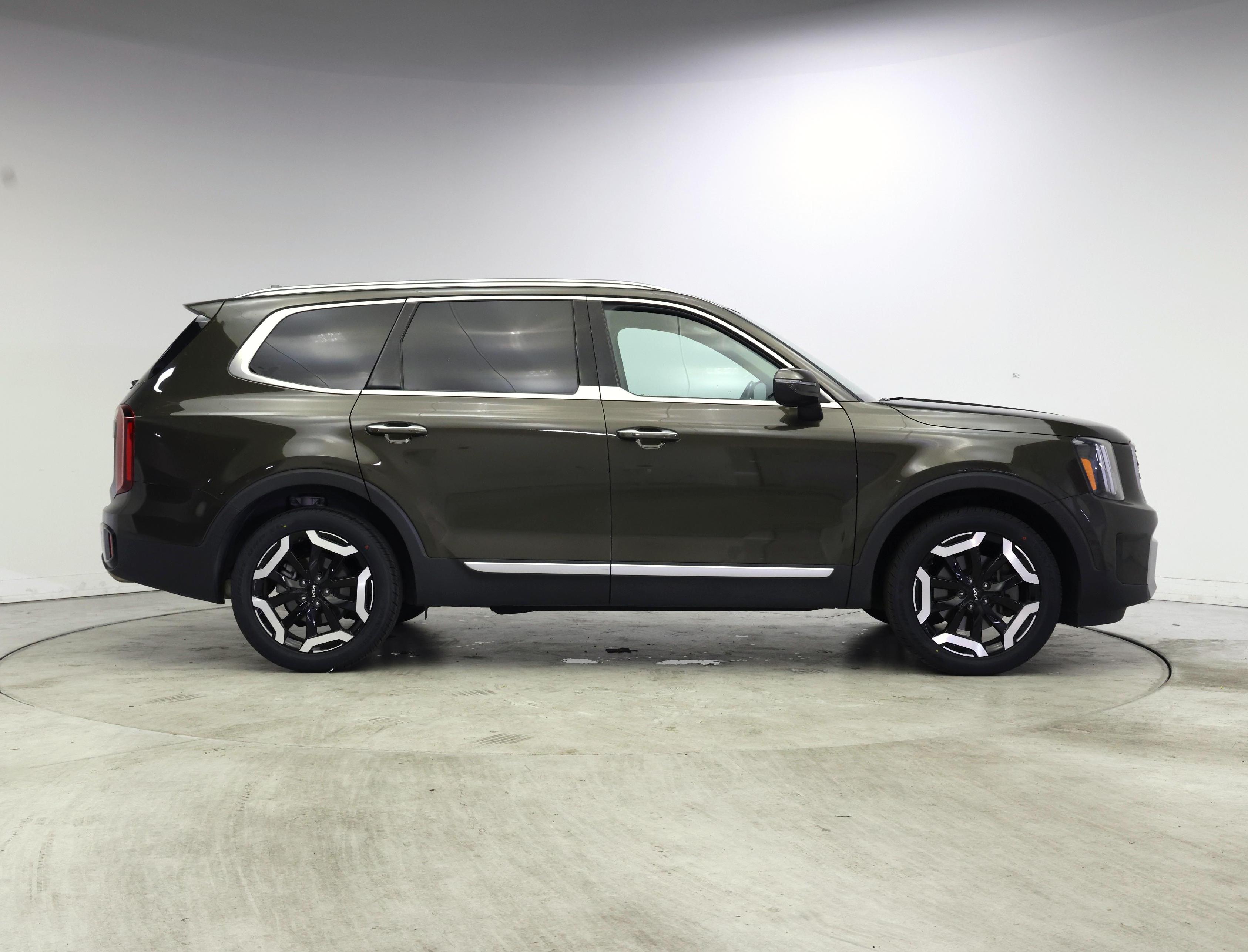 Thumbnail: 2024 Kia Telluride - 7