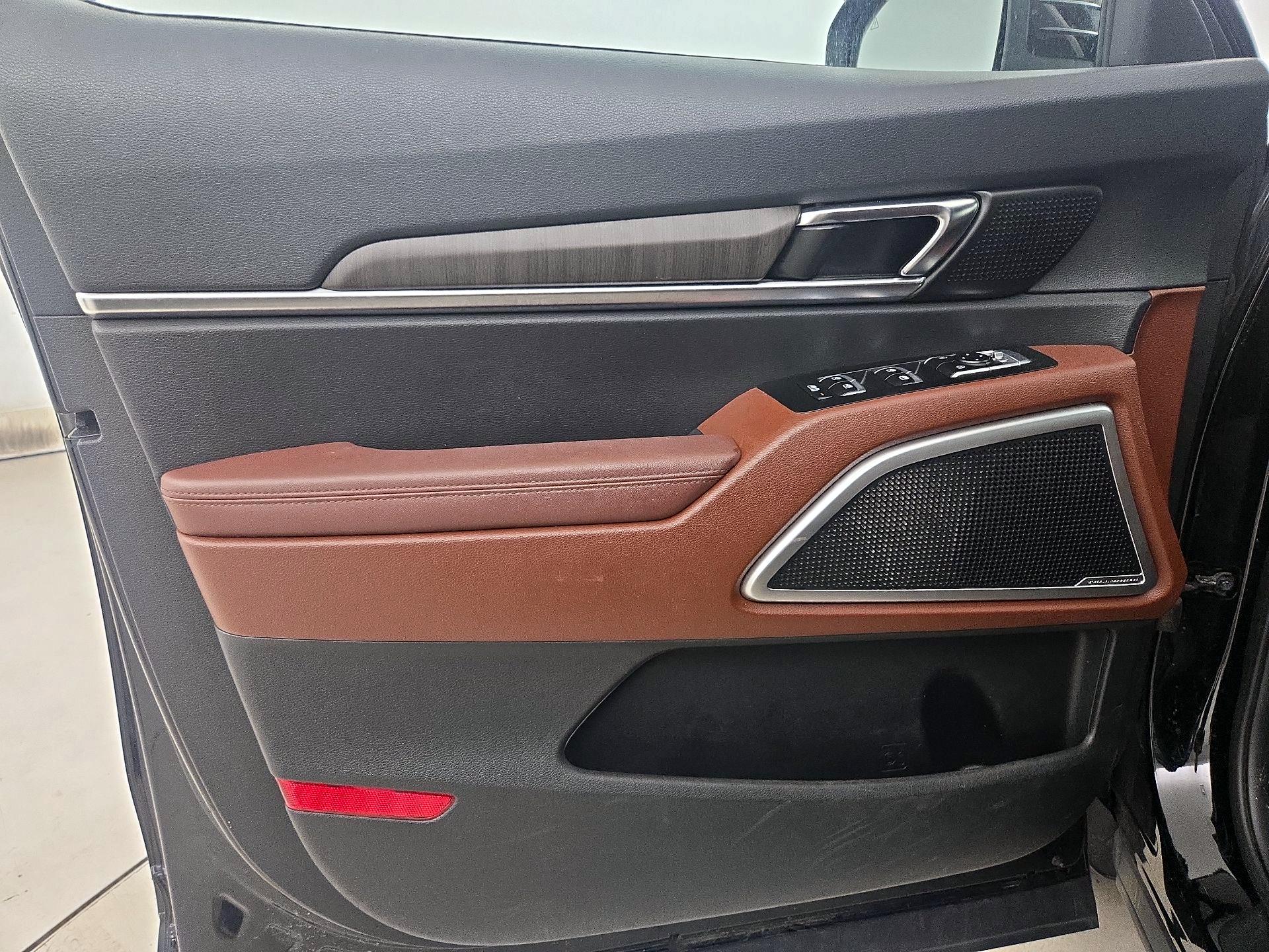 Thumbnail: 2023 Kia Telluride - 12