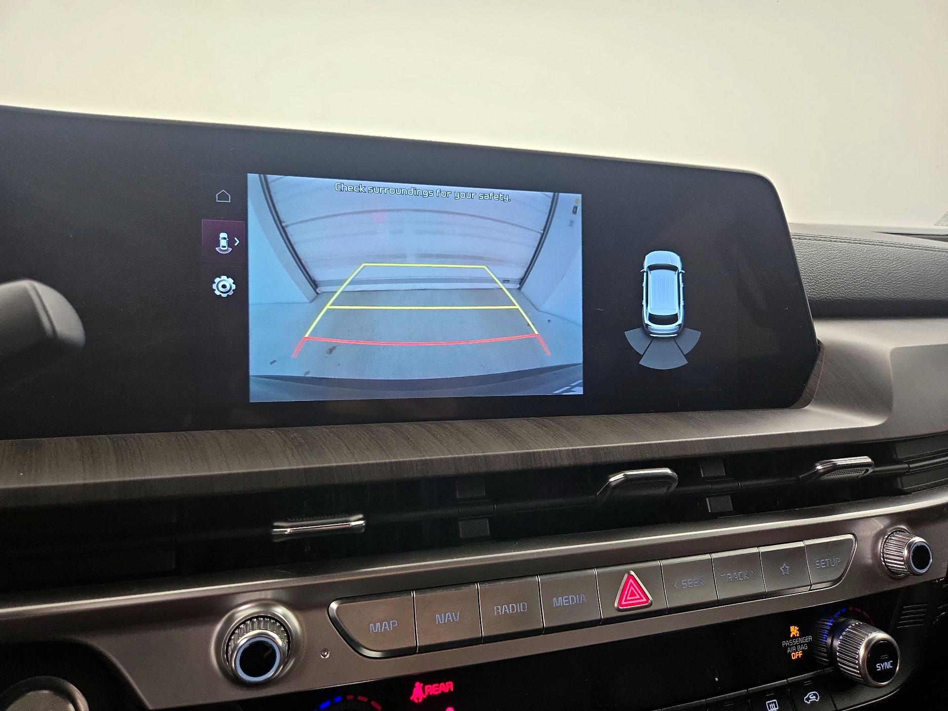 Thumbnail: 2023 Kia Telluride - 15