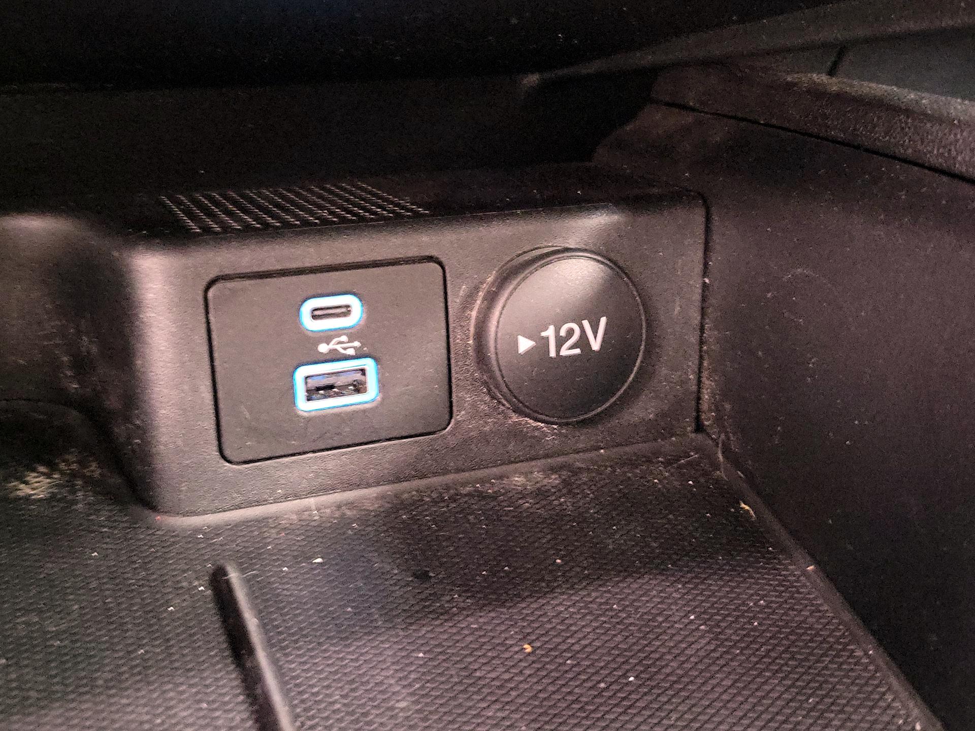 Thumbnail: 2022 Ford Escape - 18