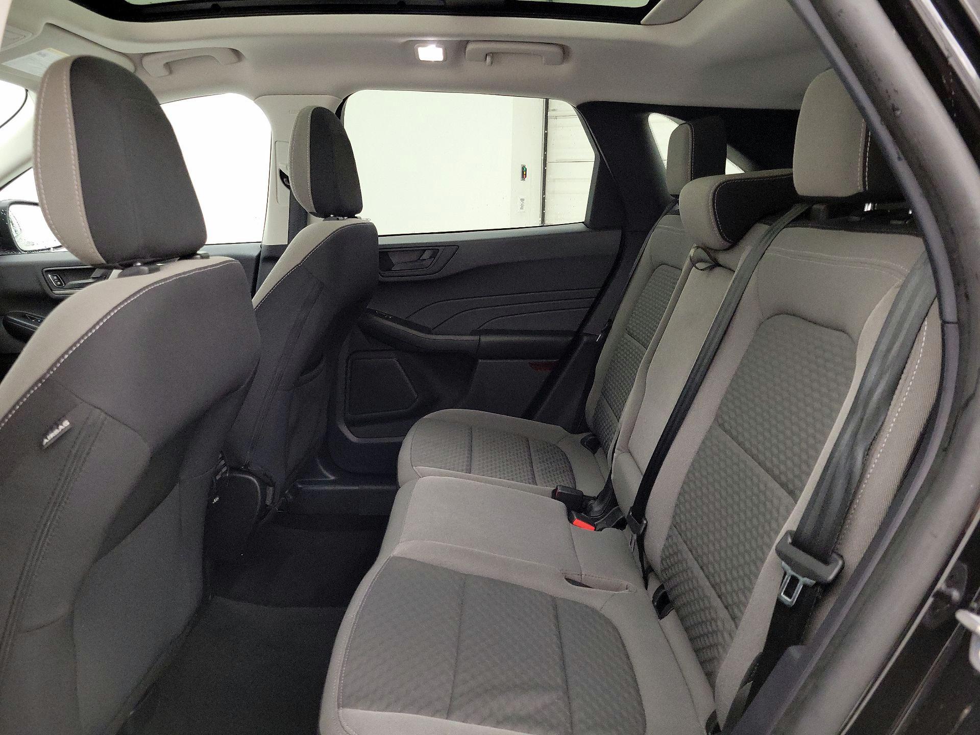 Thumbnail: 2022 Ford Escape - 20