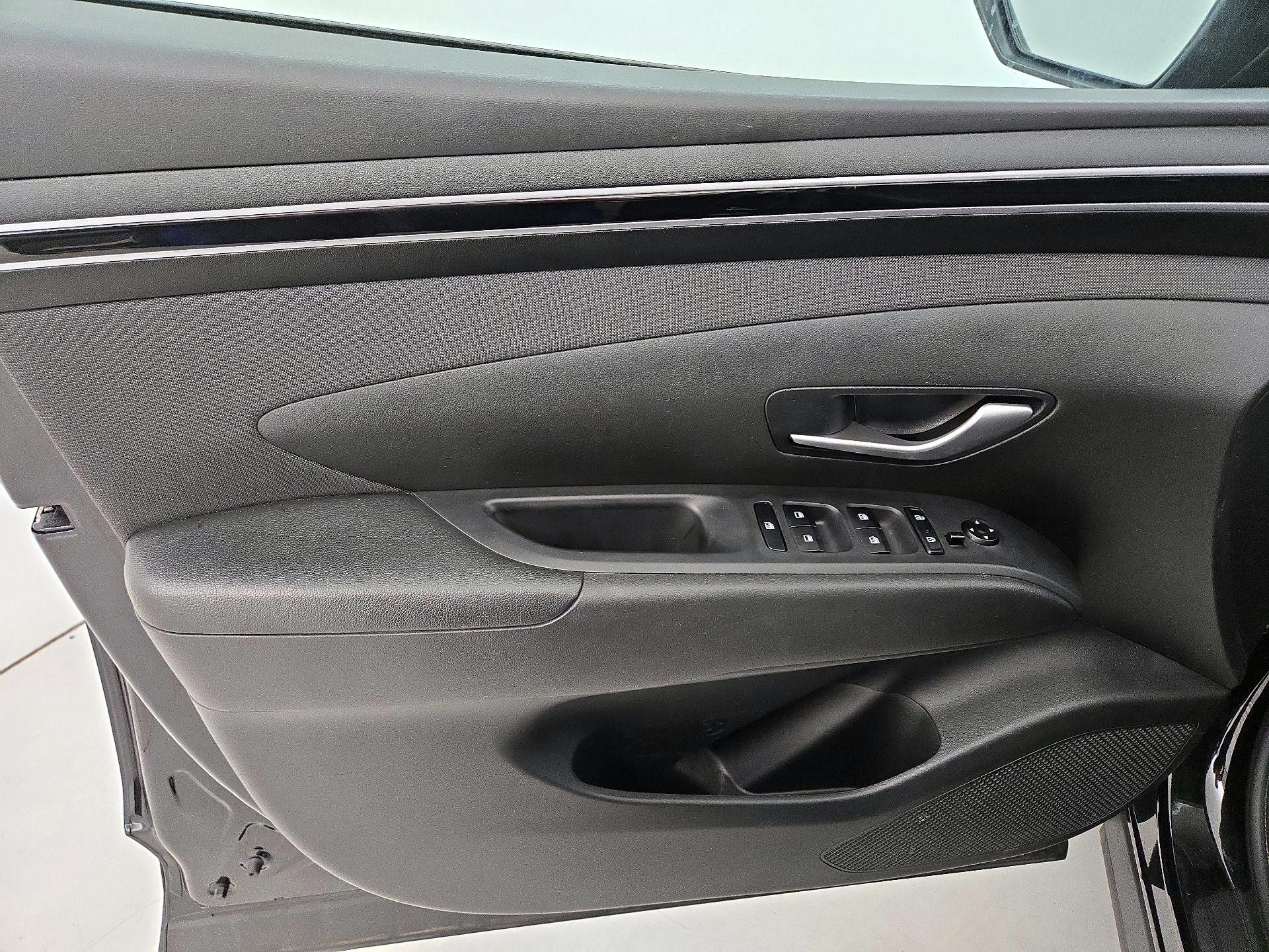 Thumbnail: 2023 Hyundai Tucson - 12