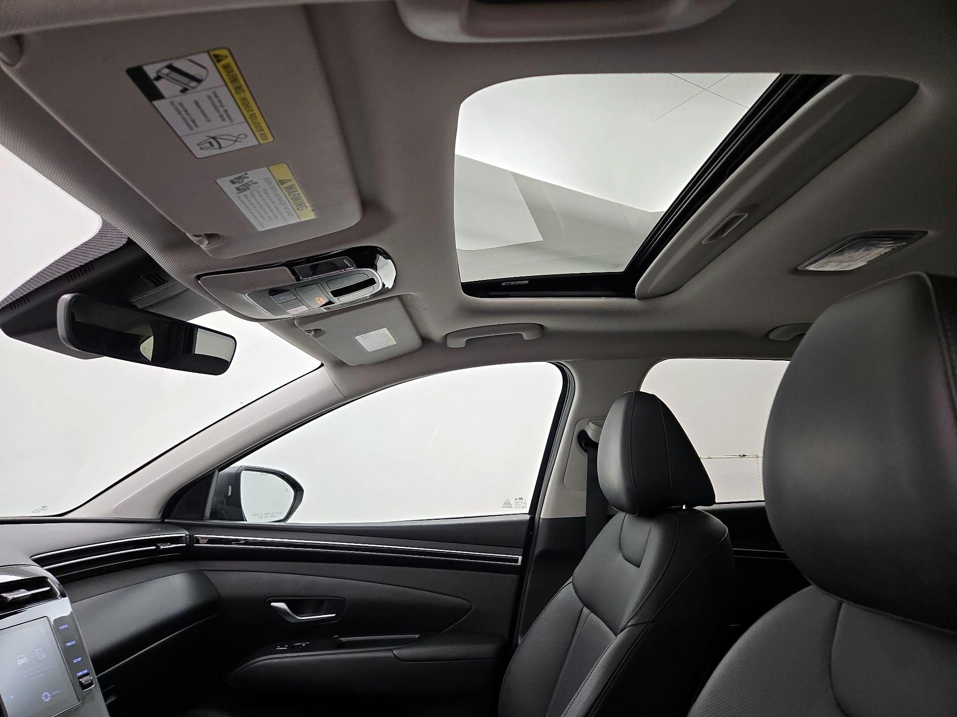 Thumbnail: 2023 Hyundai Tucson - 19