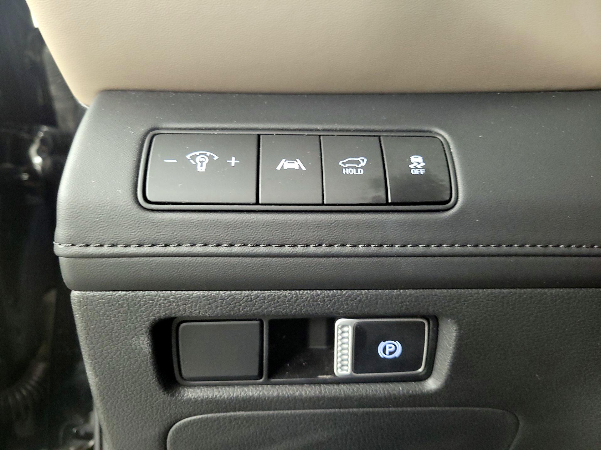 Thumbnail: 2023 Hyundai Santa Fe - 13