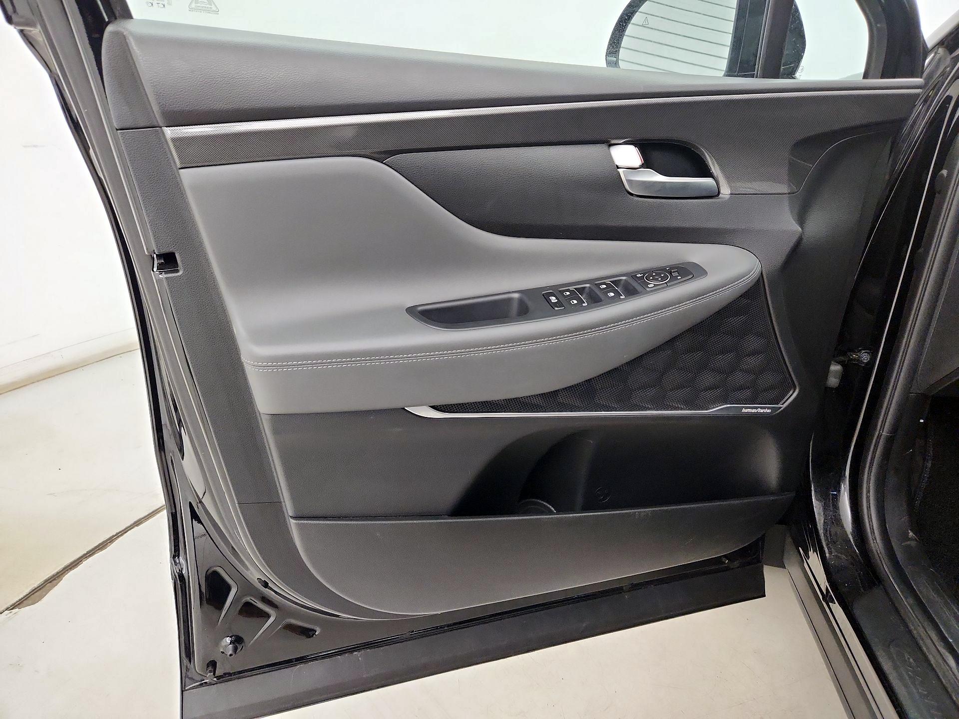 Thumbnail: 2023 Hyundai Santa Fe - 12