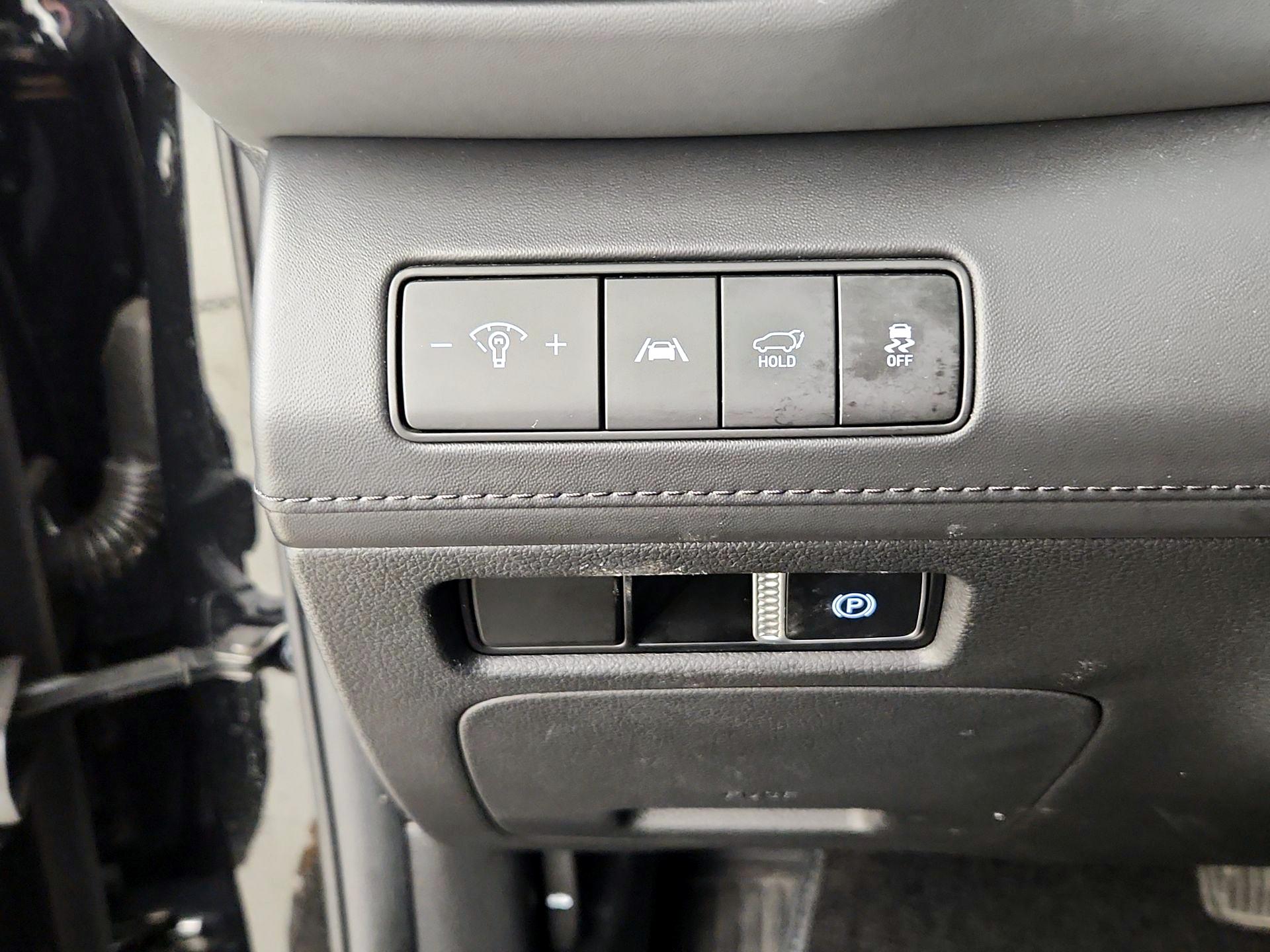 Thumbnail: 2023 Hyundai Santa Fe - 13