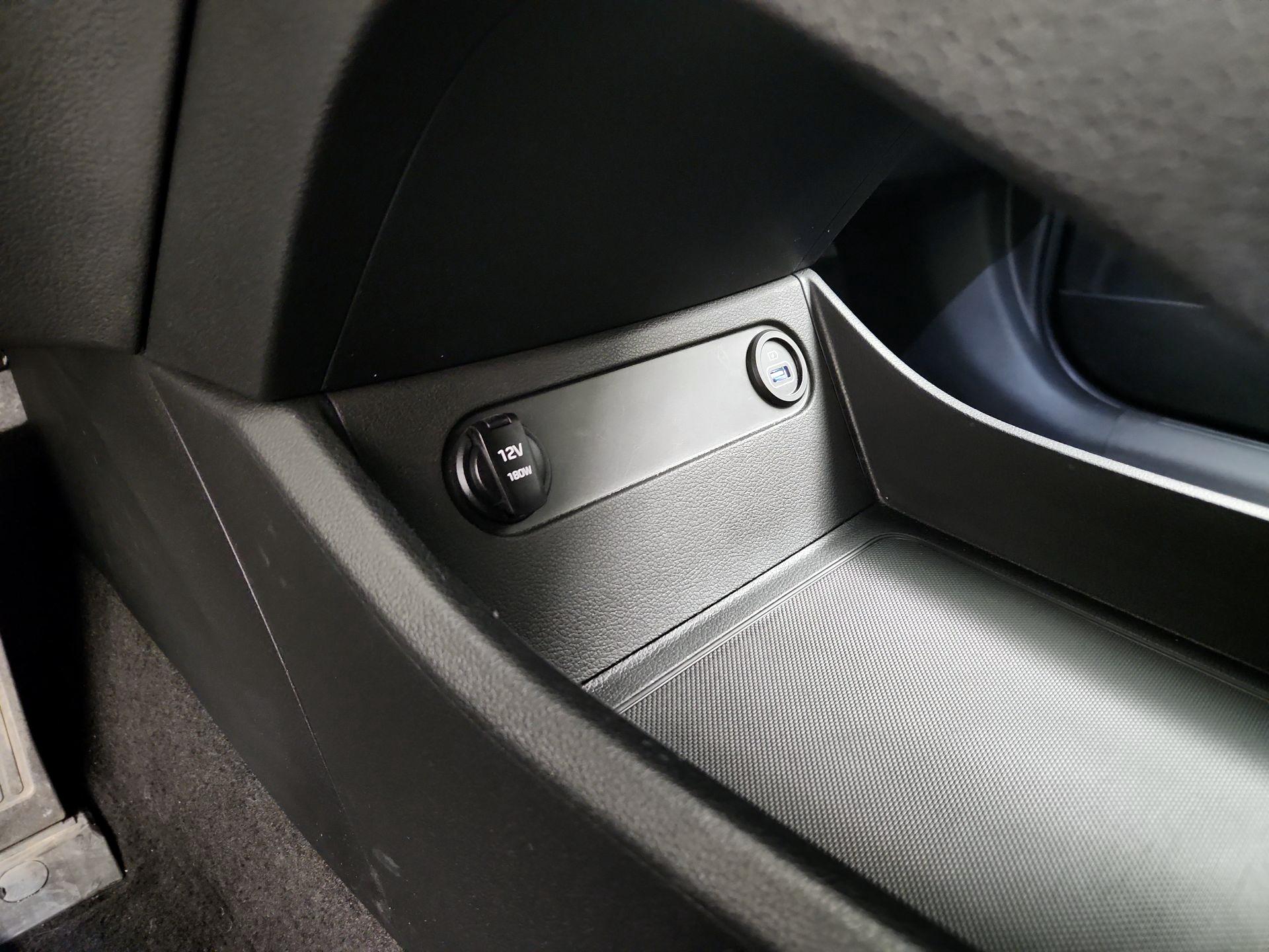 Thumbnail: 2023 Hyundai Santa Fe - 19