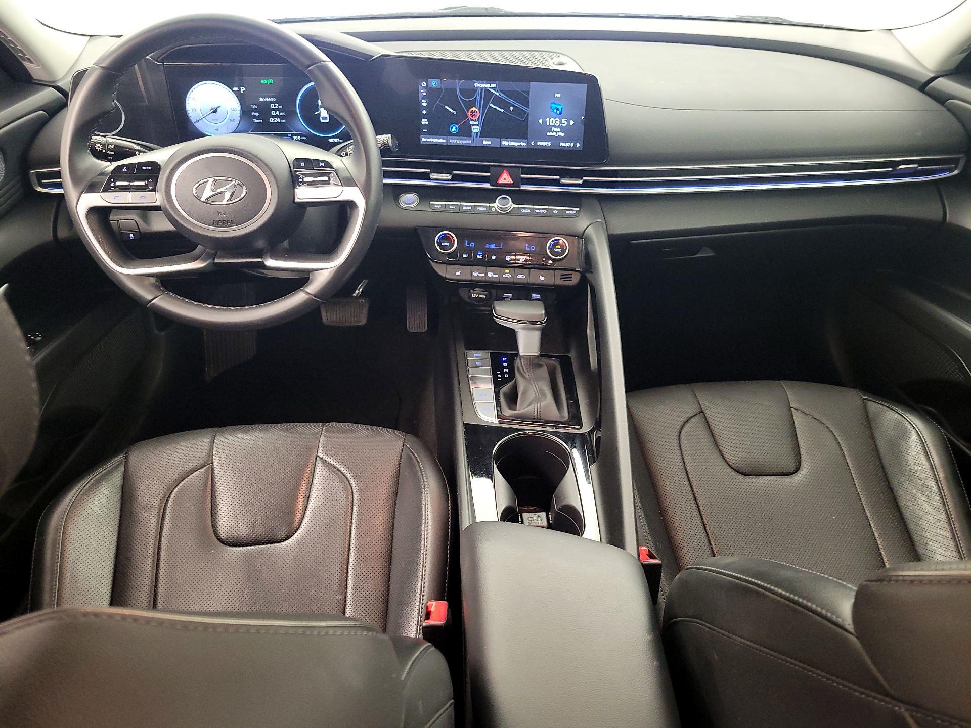 Thumbnail: 2023 Hyundai Elantra - 9