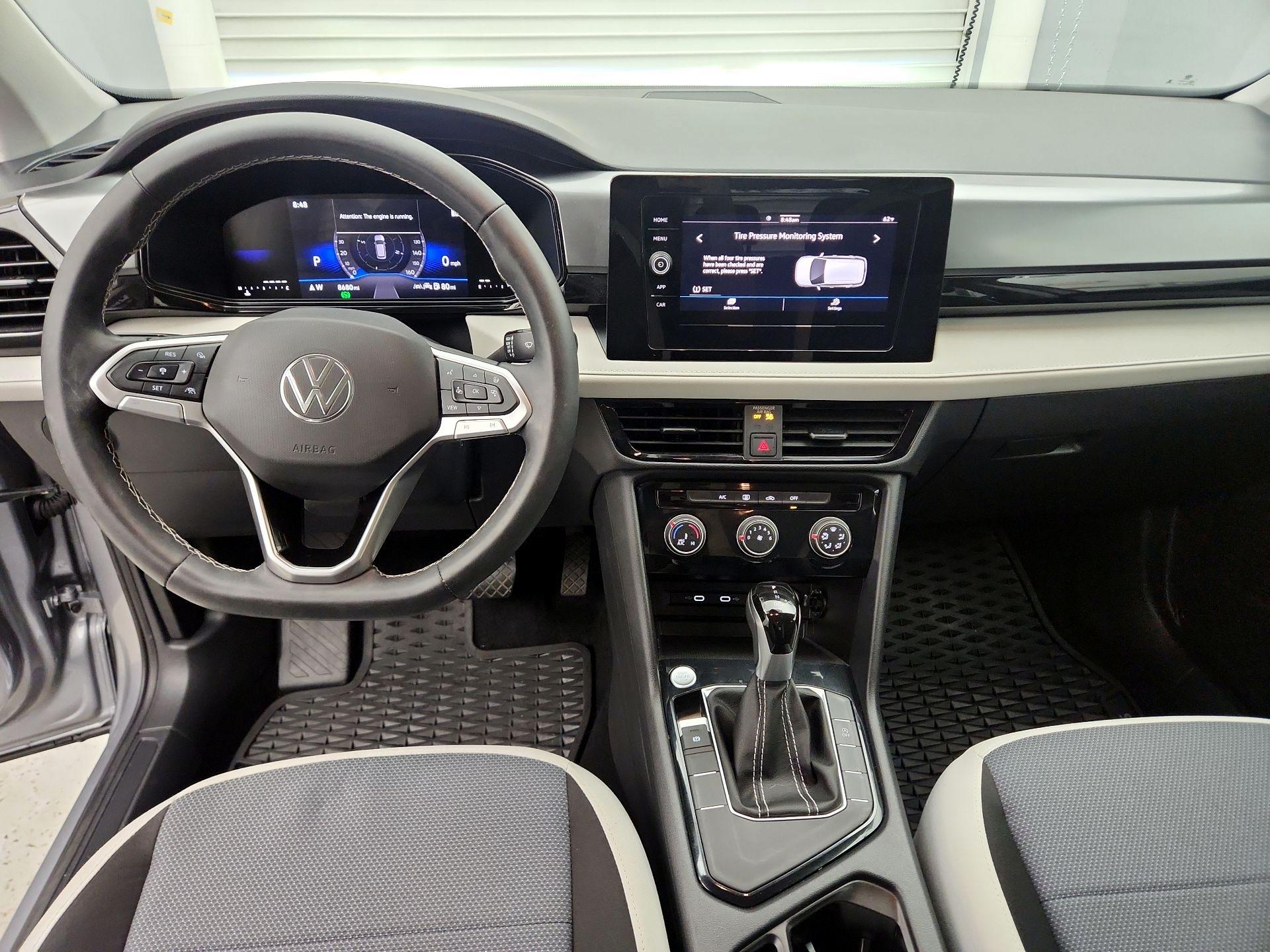 Thumbnail: 2025 Volkswagen Taos - 9