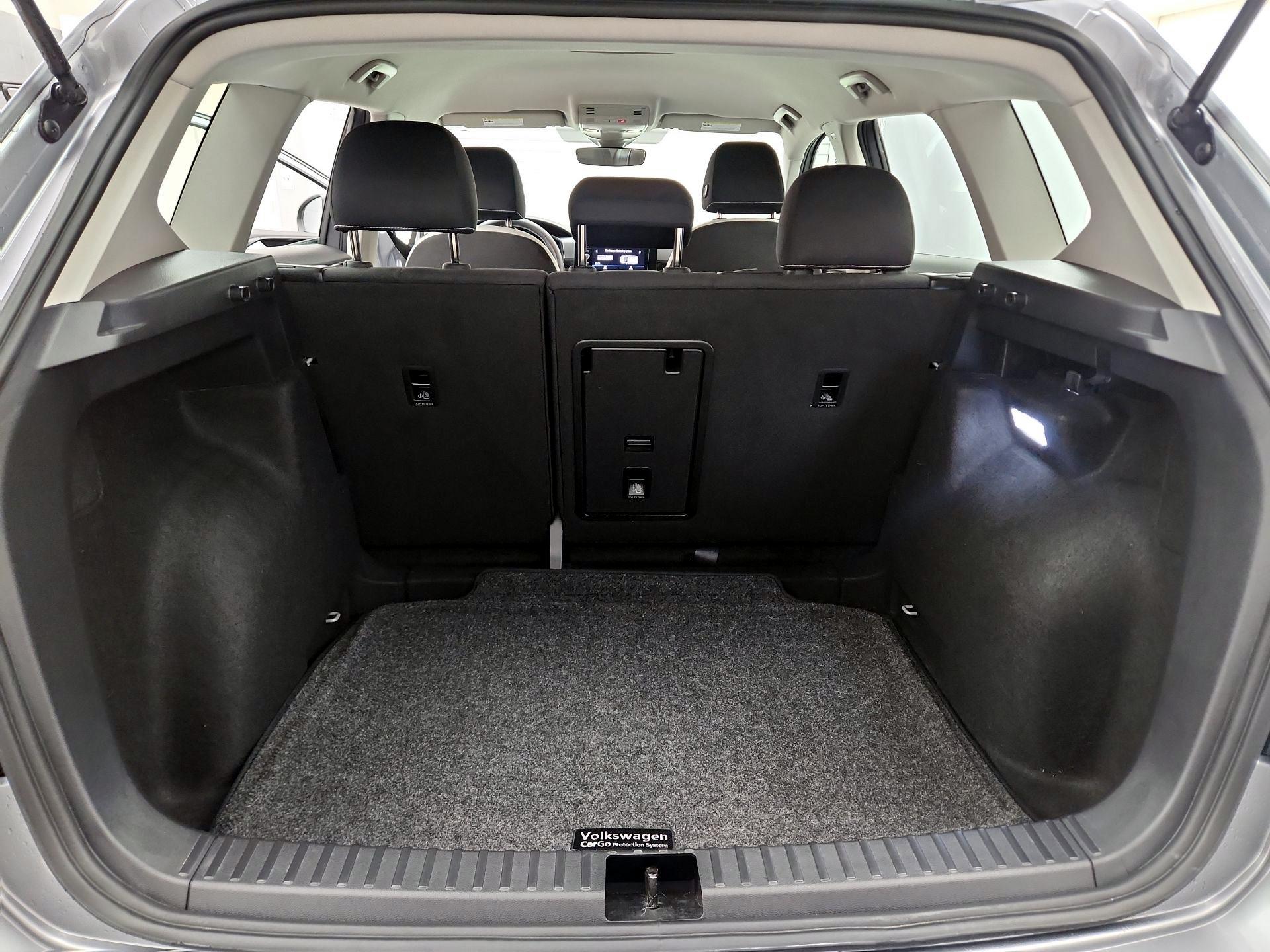 Thumbnail: 2025 Volkswagen Taos - 20