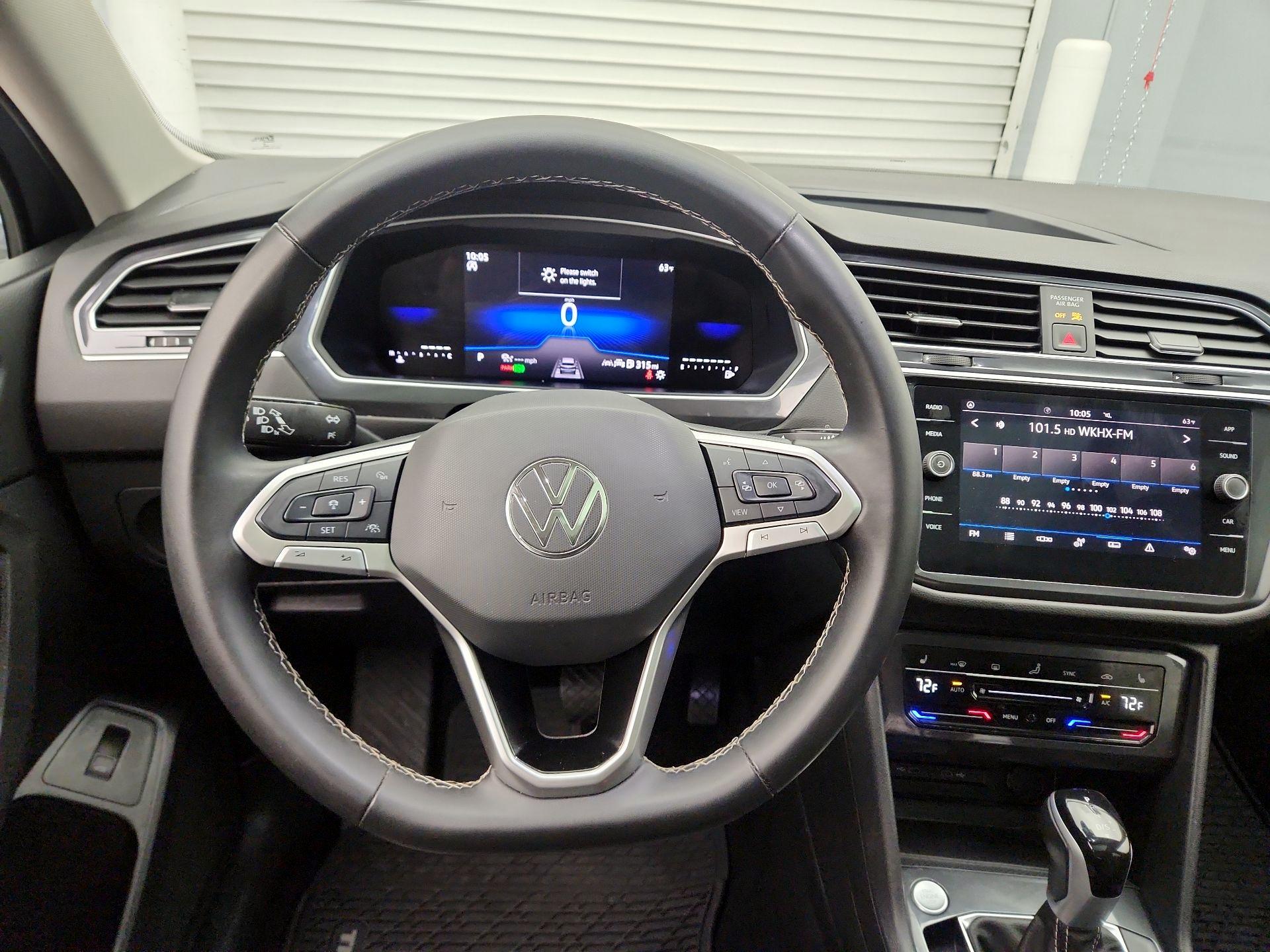 Thumbnail: 2024 Volkswagen Tiguan - 10