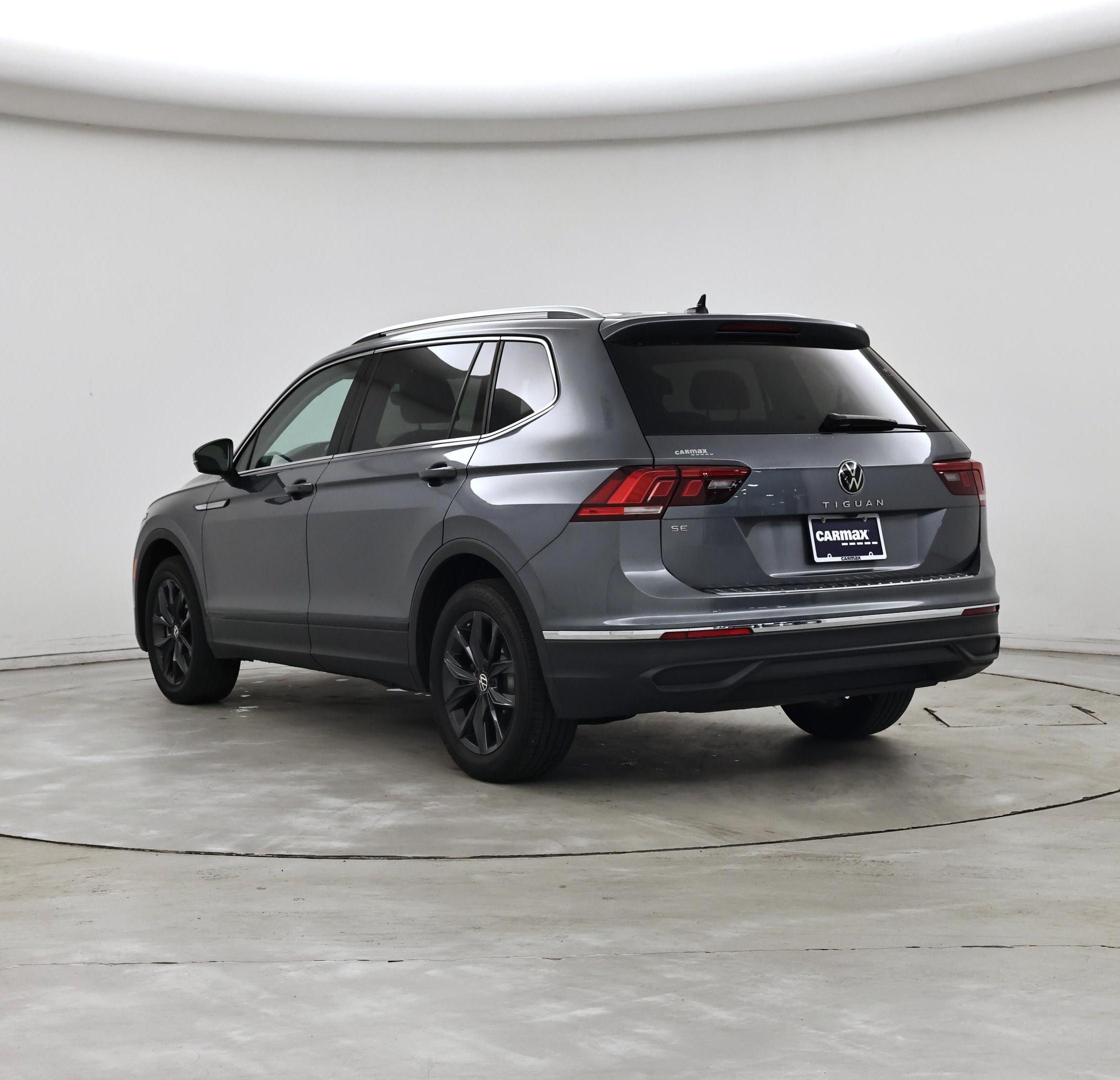 Thumbnail: 2024 Volkswagen Tiguan - 2