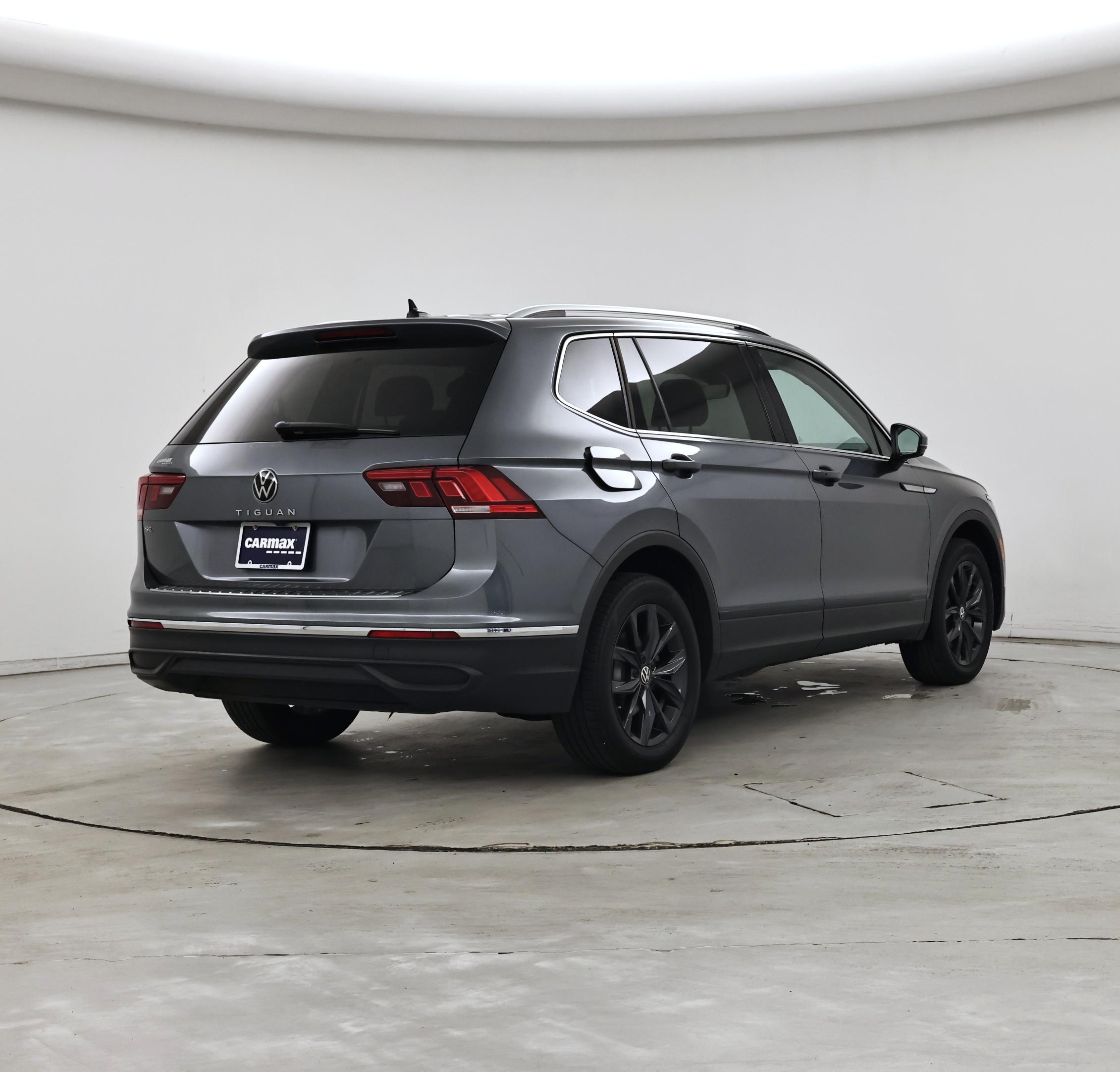Thumbnail: 2024 Volkswagen Tiguan - 8