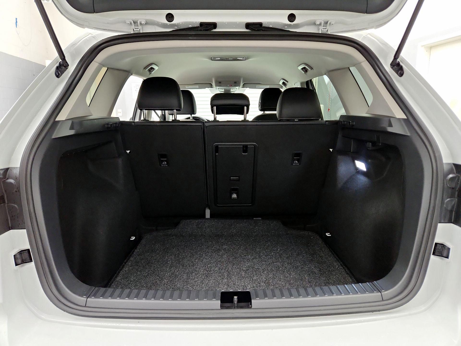 Thumbnail: 2025 Volkswagen Taos - 20