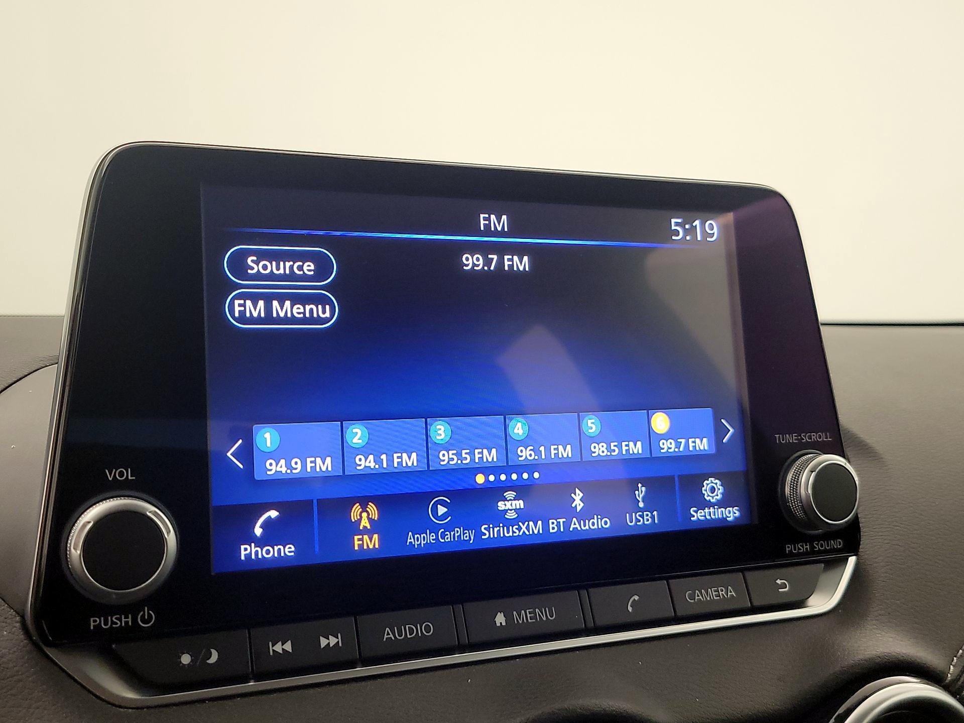 Thumbnail: 2021 Nissan Sentra - 15