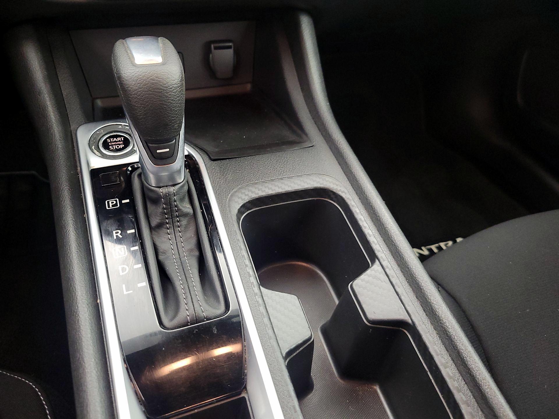 Thumbnail: 2021 Nissan Sentra - 17