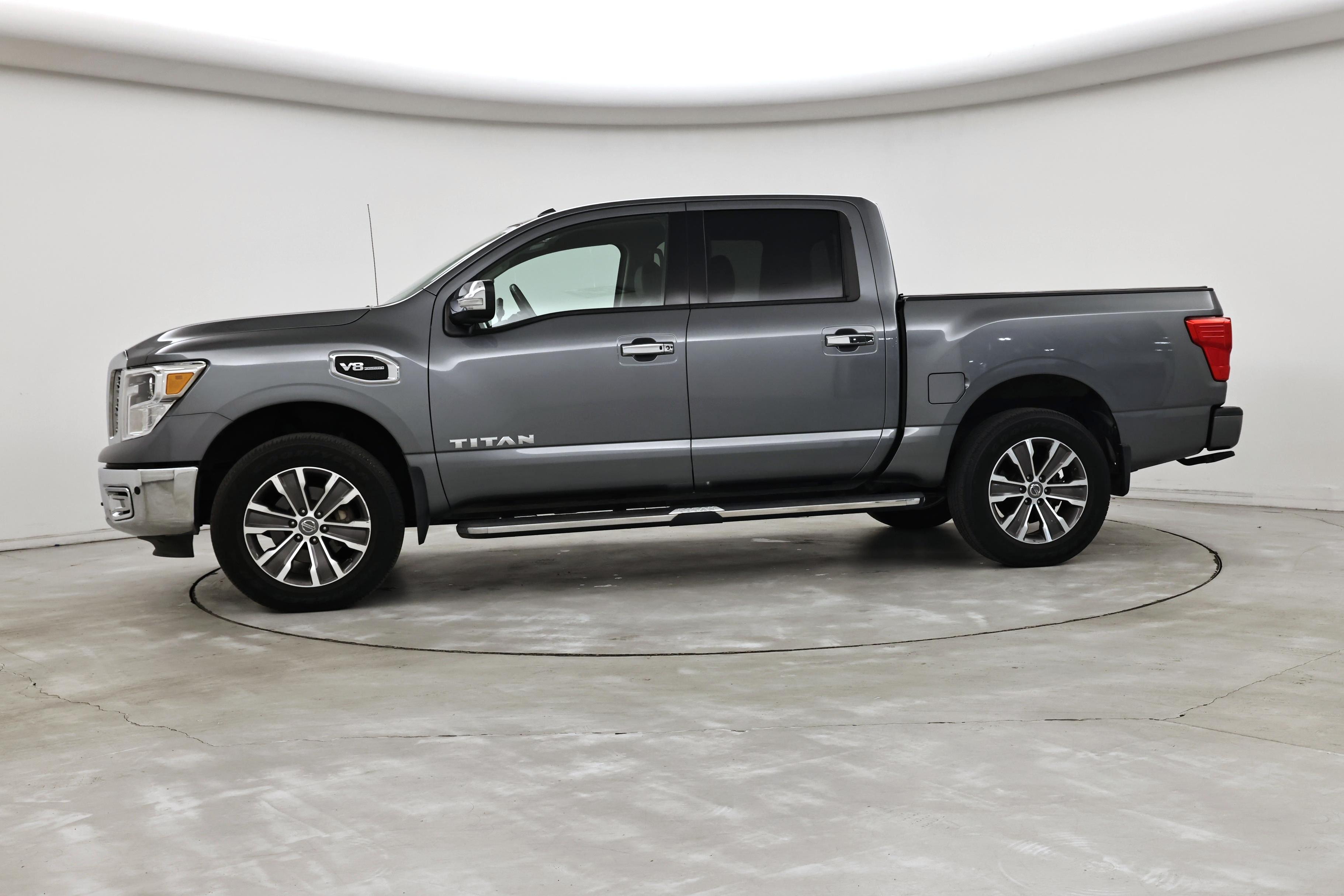 Thumbnail: 2017 Nissan Titan - 3