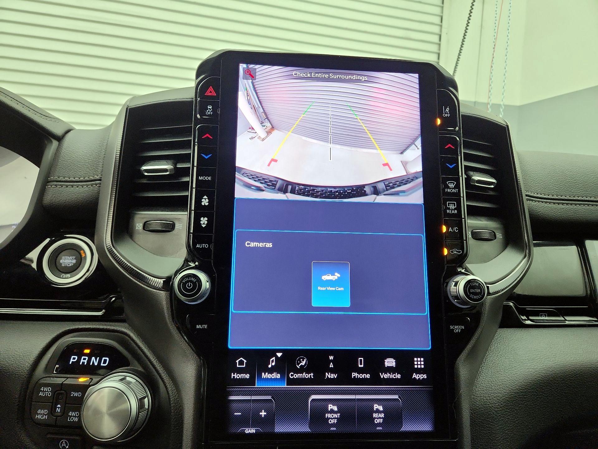 Thumbnail: 2025 RAM 1500 - 15