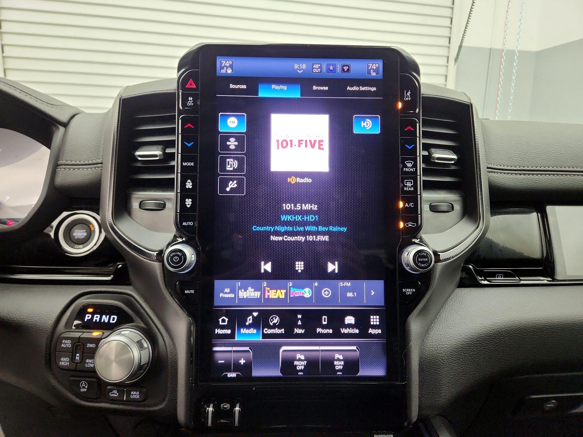 Thumbnail: 2025 RAM 1500 - 16