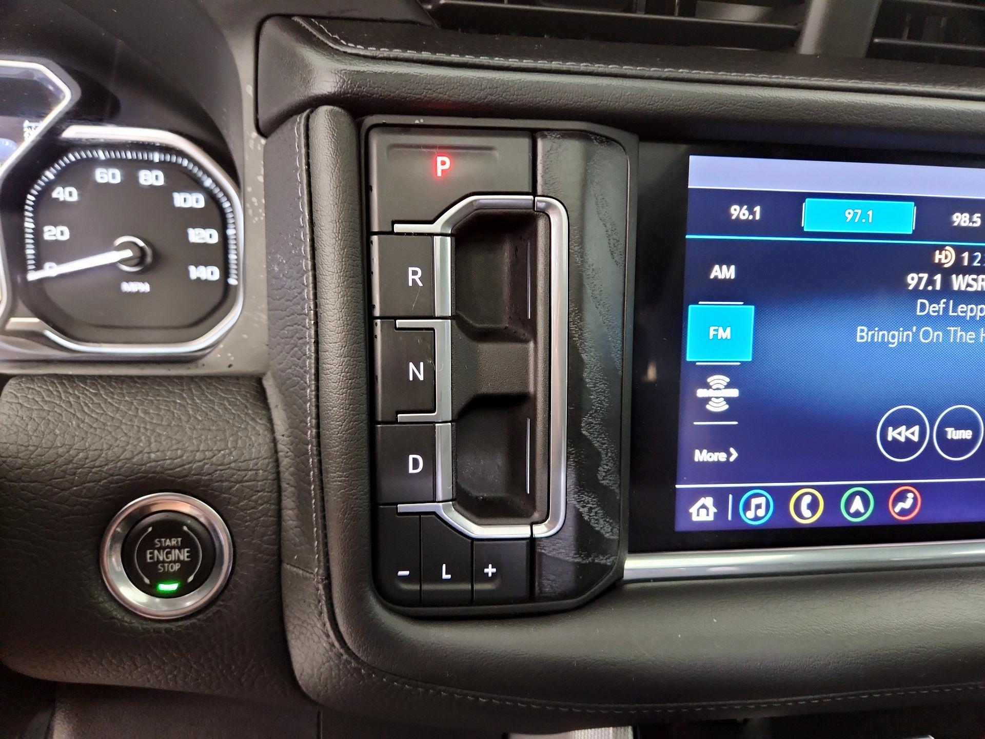 Thumbnail: 2021 GMC Yukon XL - 17