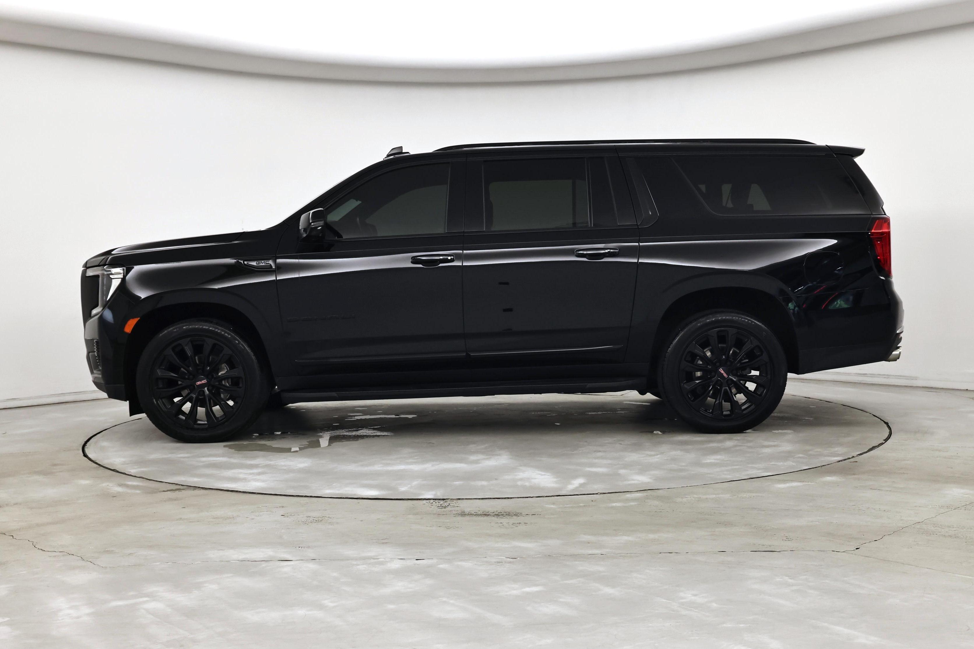 Thumbnail: 2021 GMC Yukon XL - 3