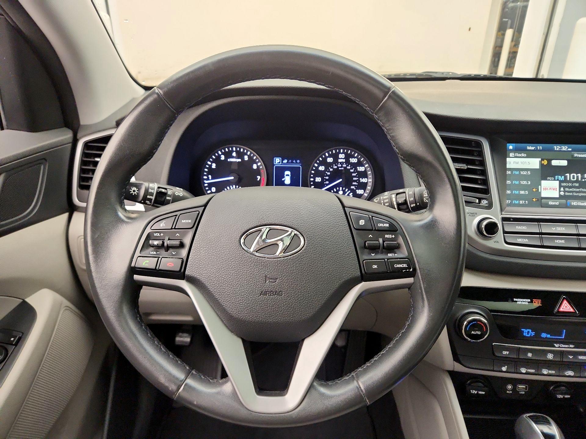 Thumbnail: 2018 Hyundai Tucson - 10