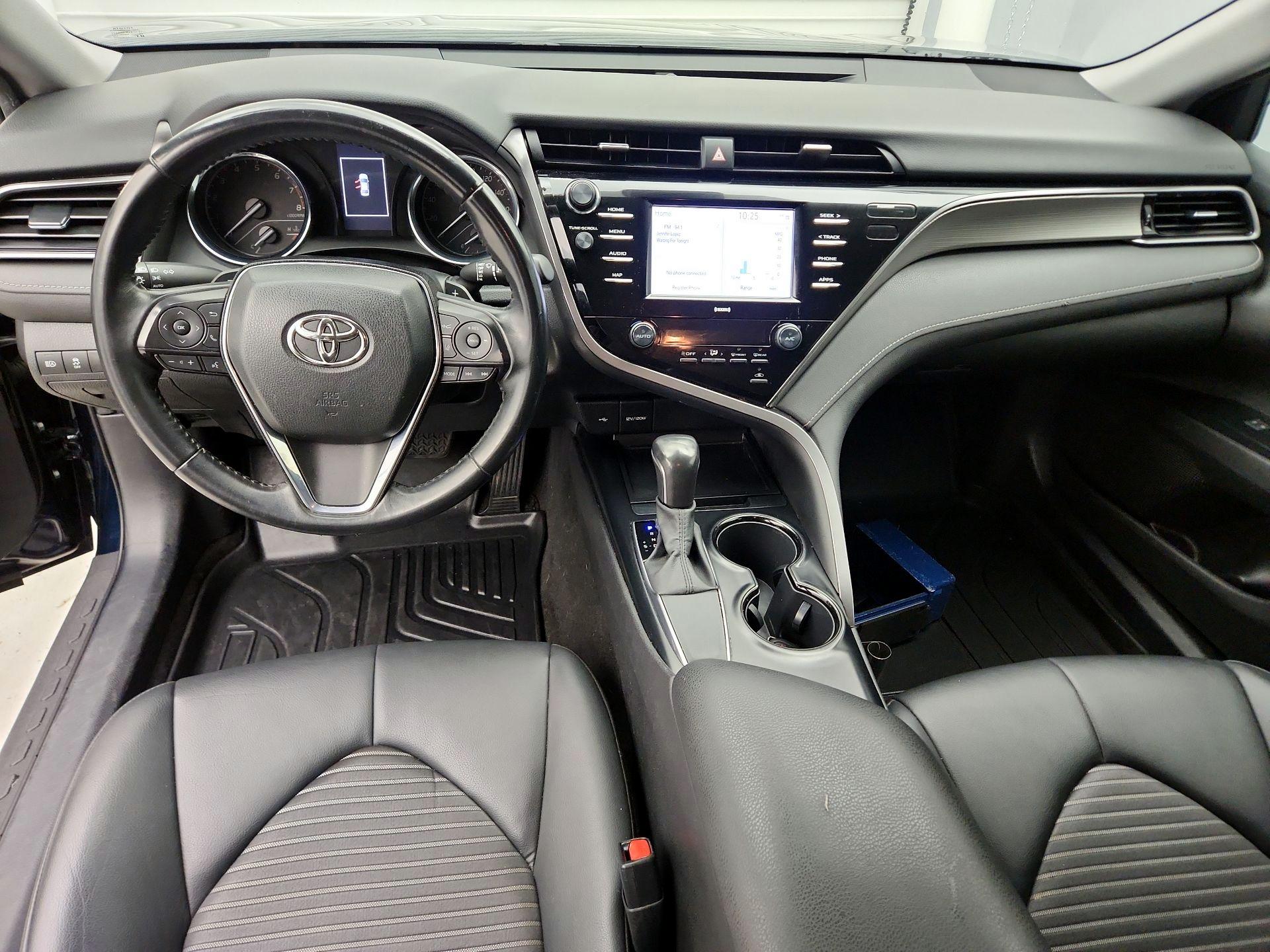 Thumbnail: 2020 Toyota Camry - 9