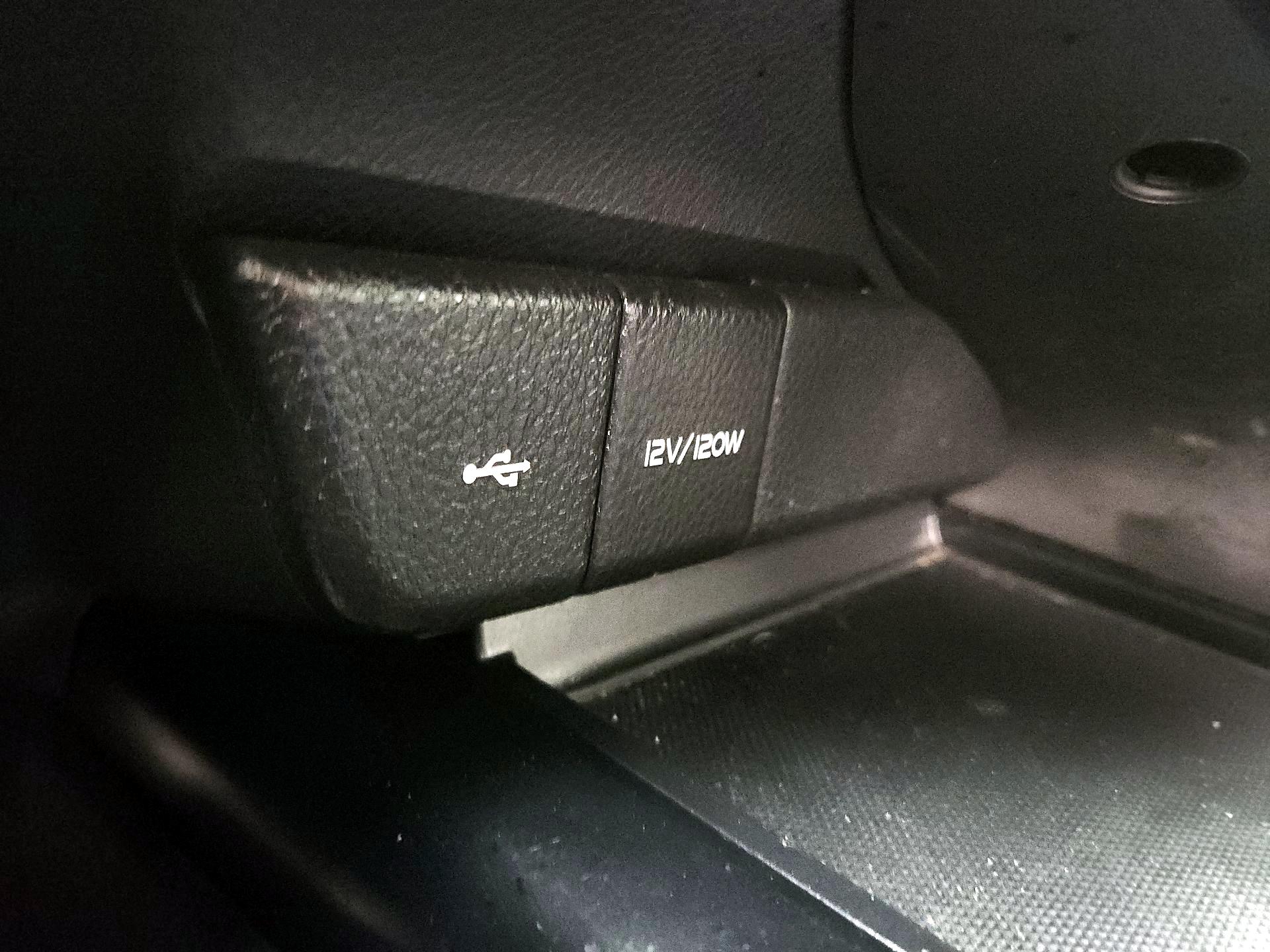 Thumbnail: 2020 Toyota Camry - 18