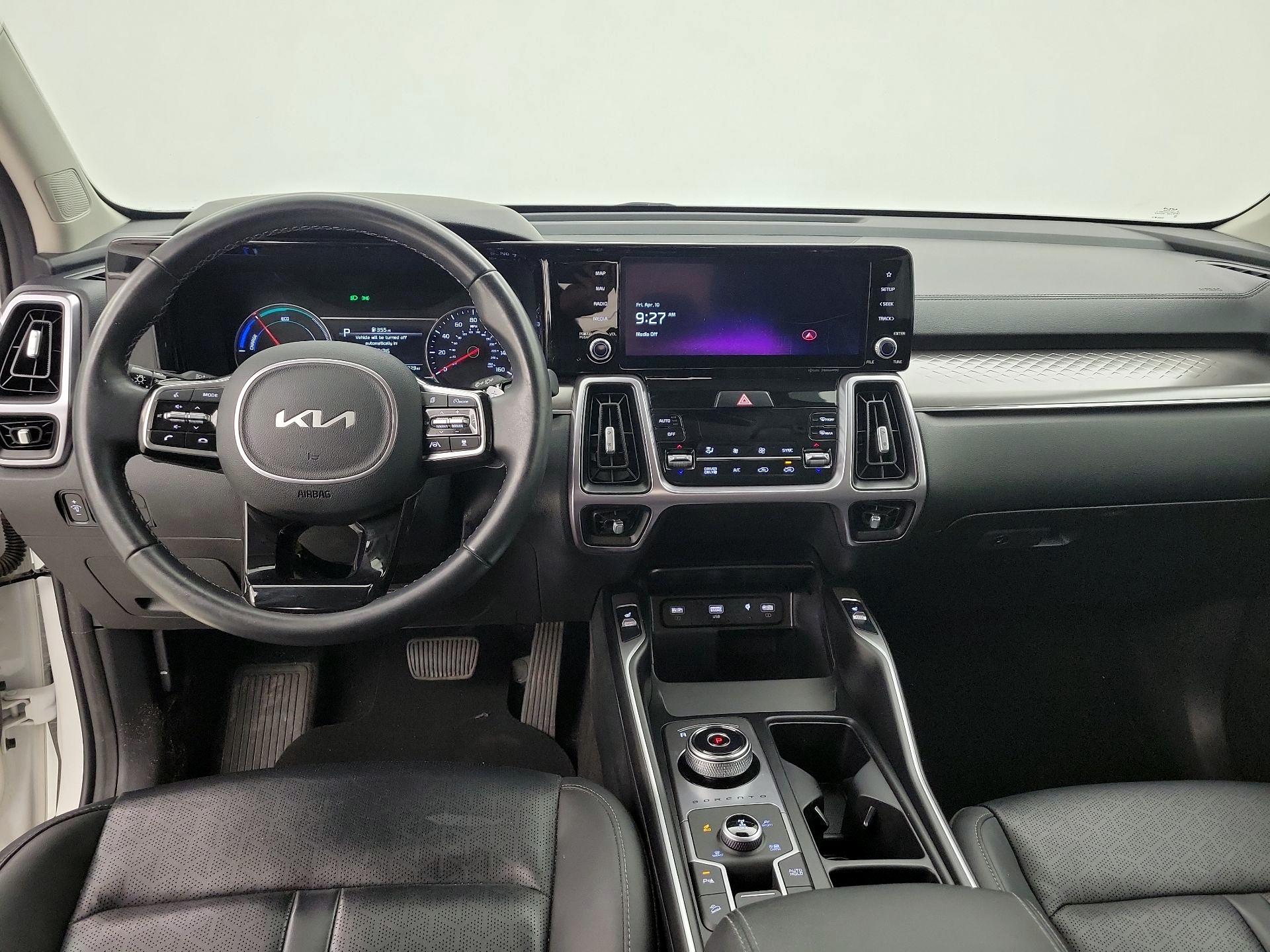 Thumbnail: 2023 Kia Sorento - 9