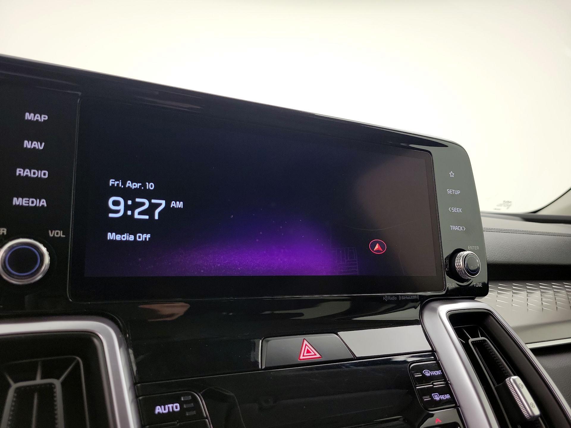 Thumbnail: 2023 Kia Sorento - 15