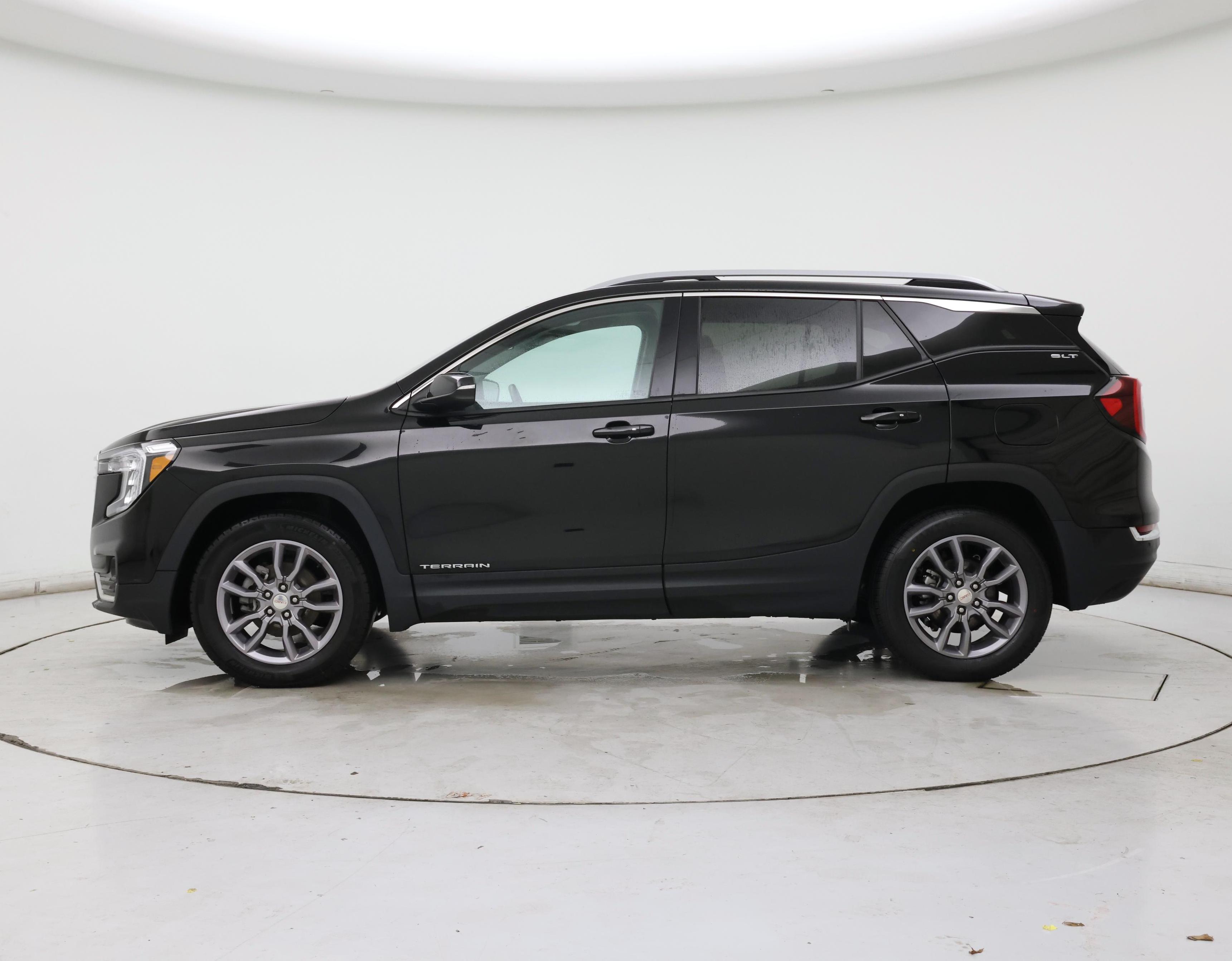 Thumbnail: 2022 GMC Terrain - 3