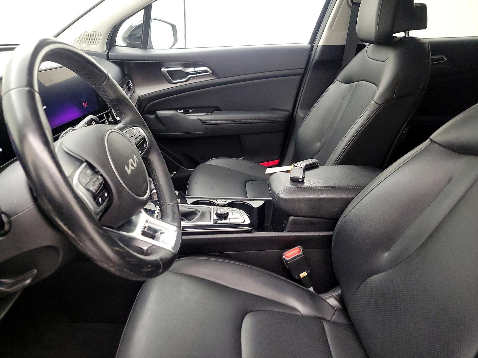 2023 Kia Sportage EX - Photo 12