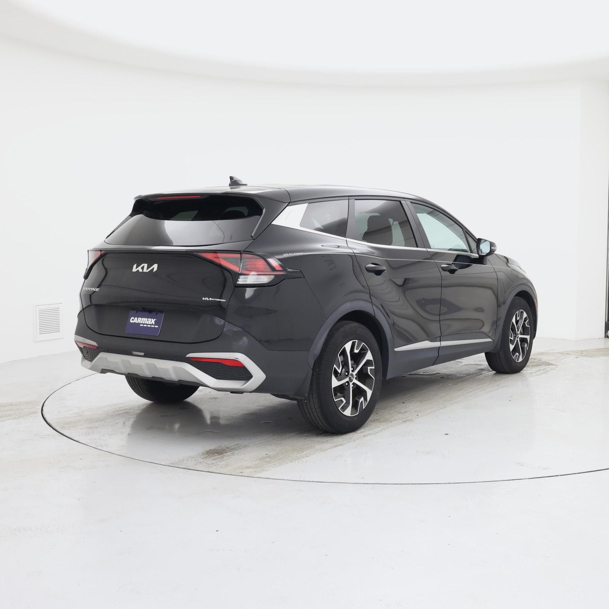 Thumbnail: 2023 Kia Sportage - 8