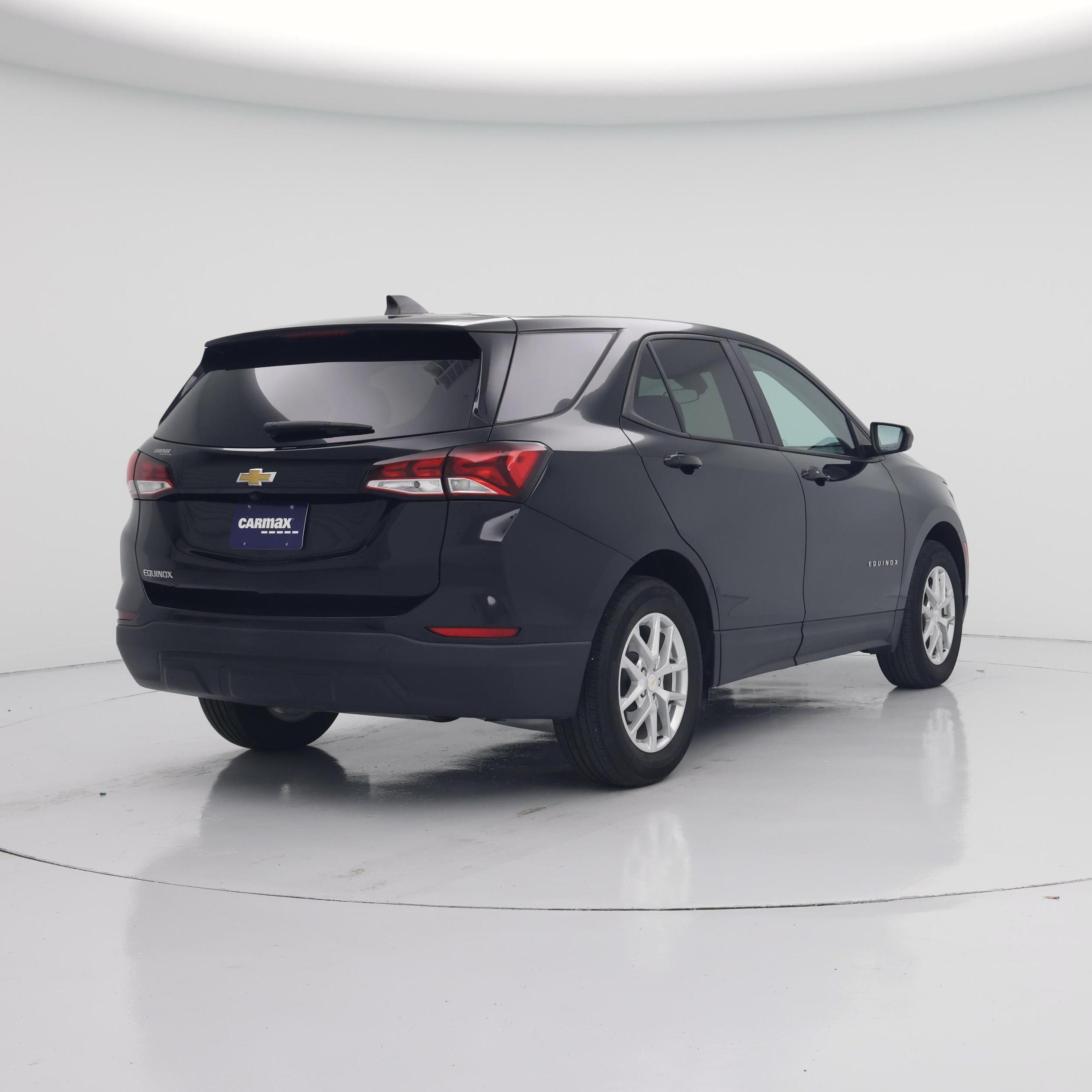 Thumbnail: 2023 Chevrolet Equinox - 8