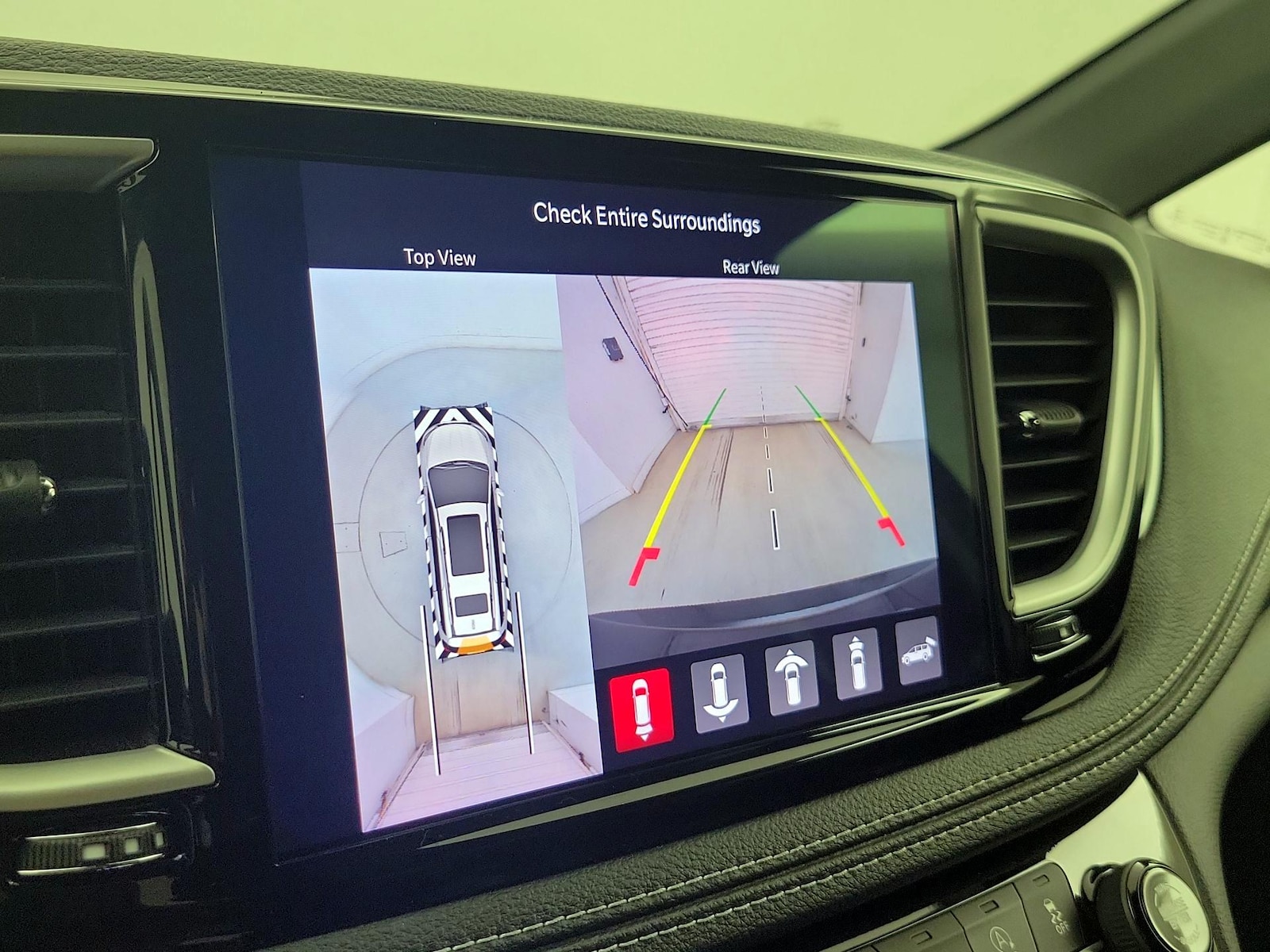 2023 Chrysler Pacifica Touring L - Photo 15