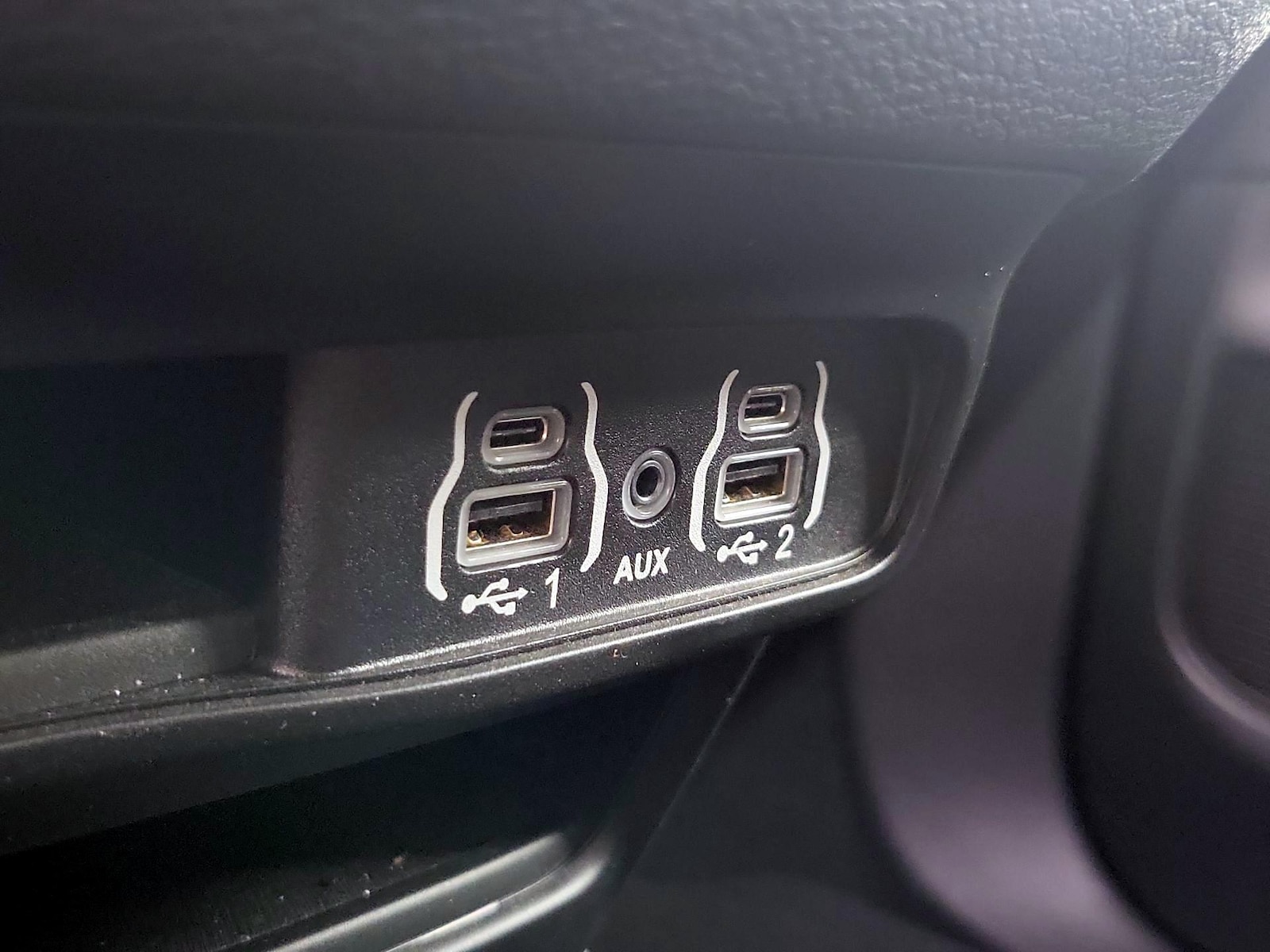 2023 Chrysler Pacifica Touring L - Photo 19