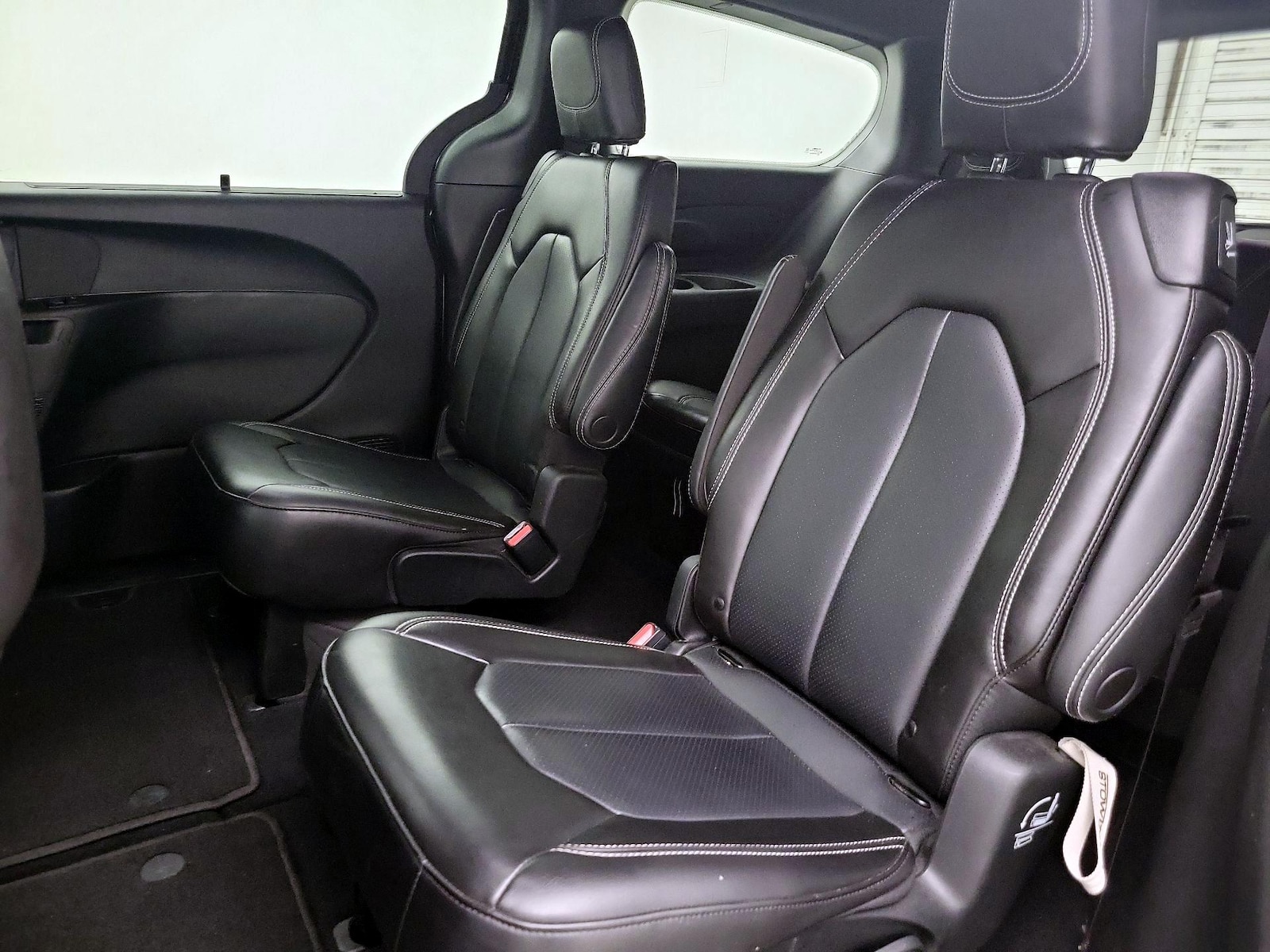 2023 Chrysler Pacifica Touring L - Photo 20