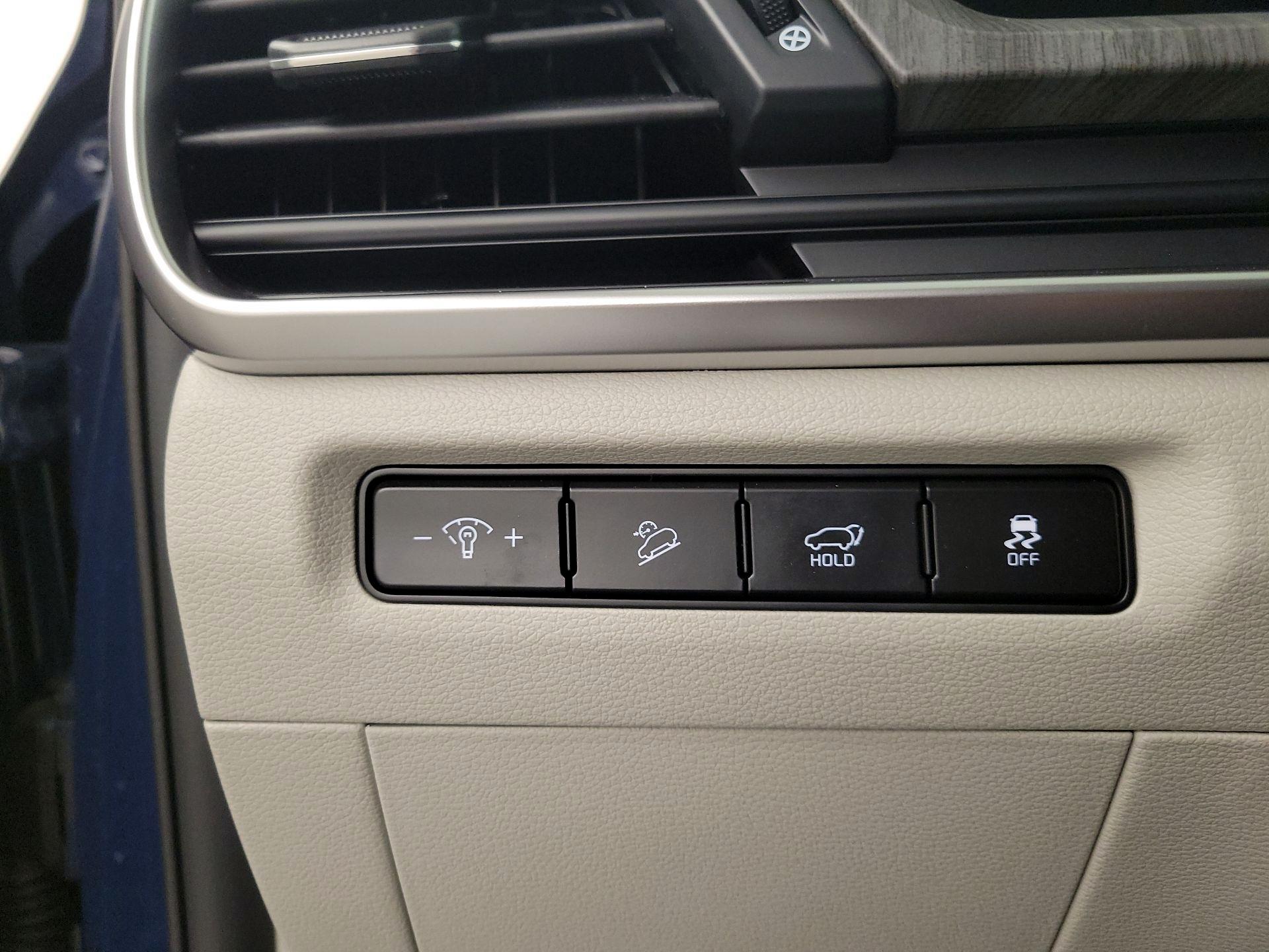 Thumbnail: 2024 Kia Telluride - 13