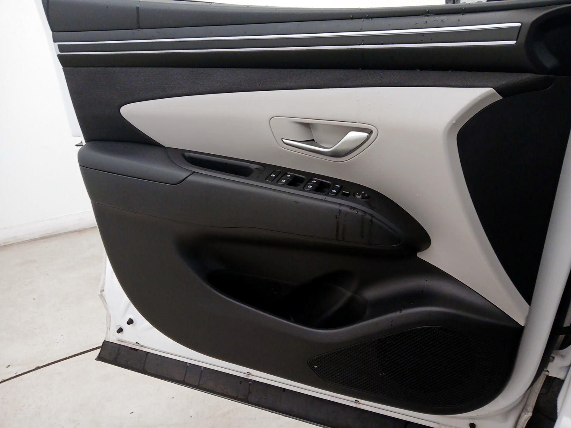 Thumbnail: 2023 Hyundai Tucson - 12