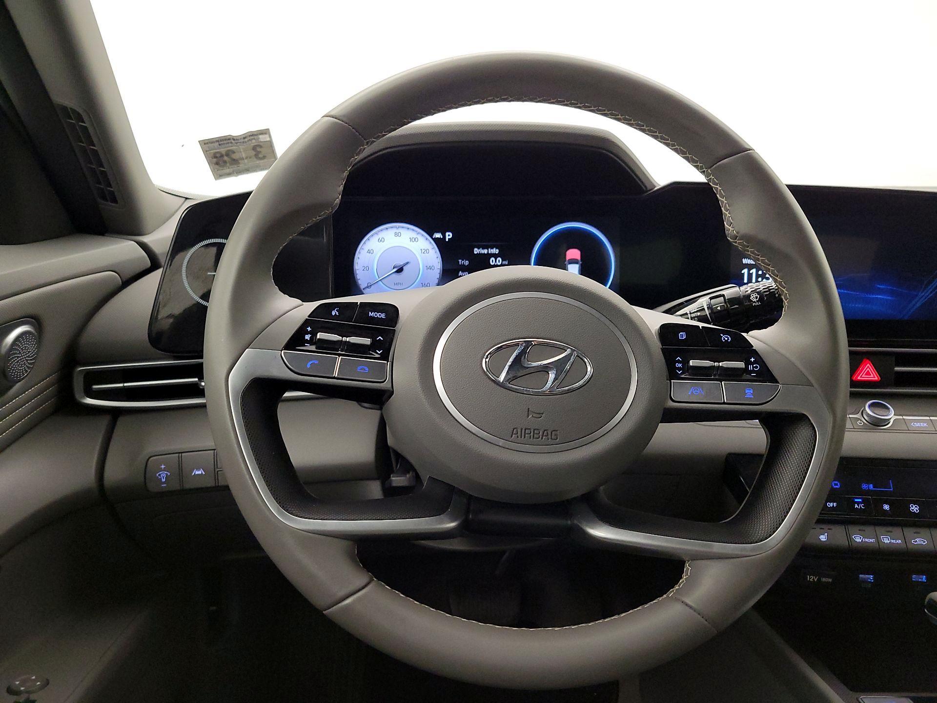 Thumbnail: 2023 Hyundai Elantra - 10