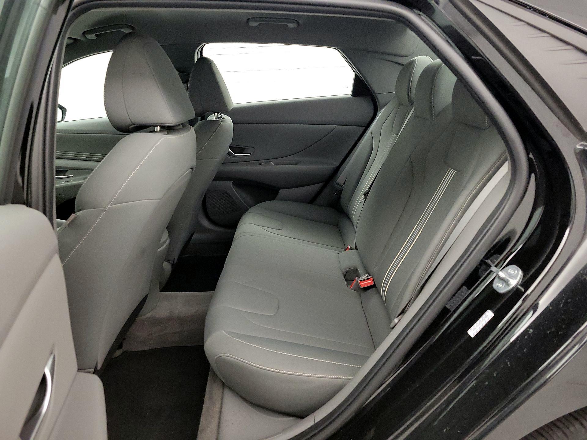 Thumbnail: 2023 Hyundai Elantra - 20